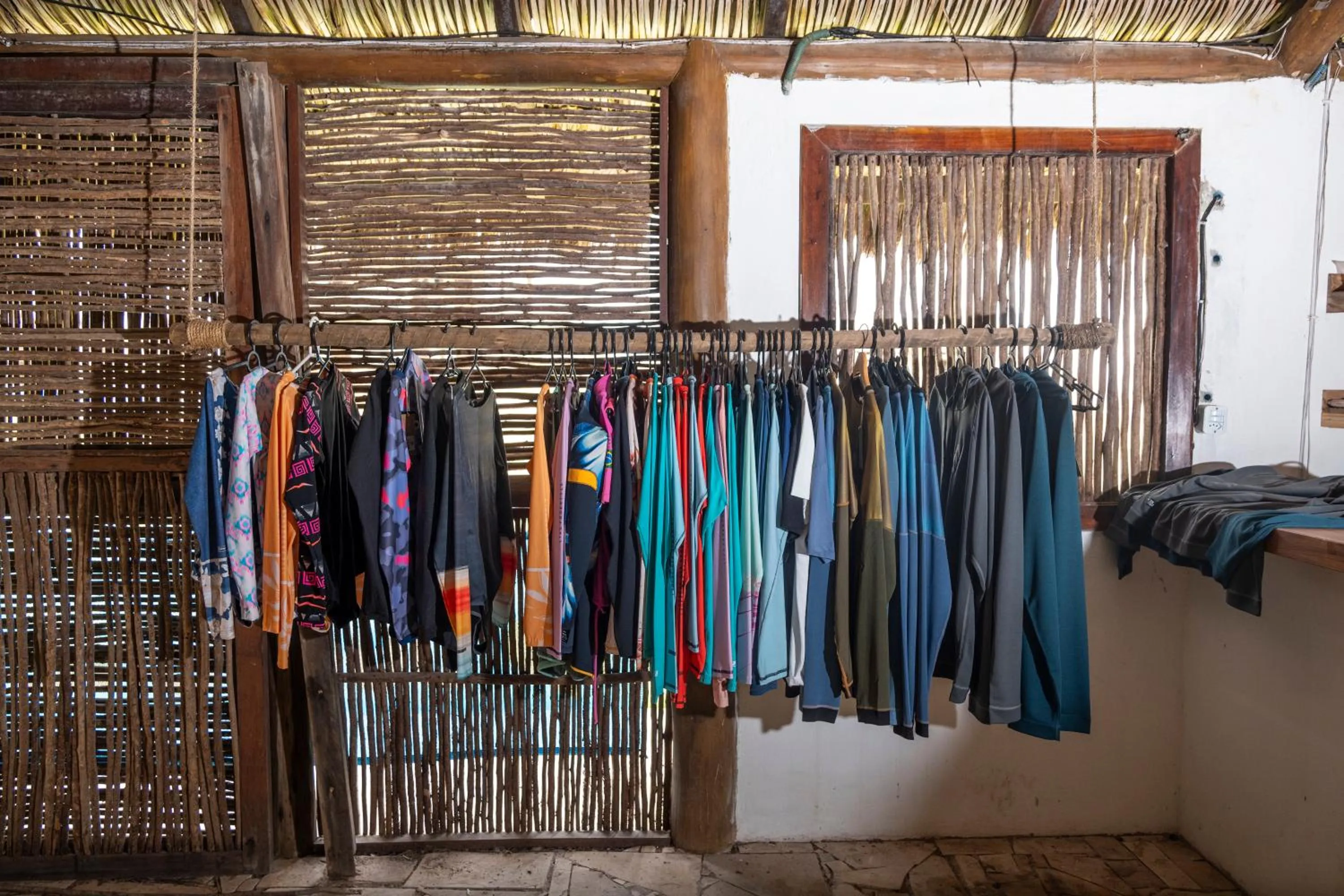 On-site shops in Hotel Vila Marola