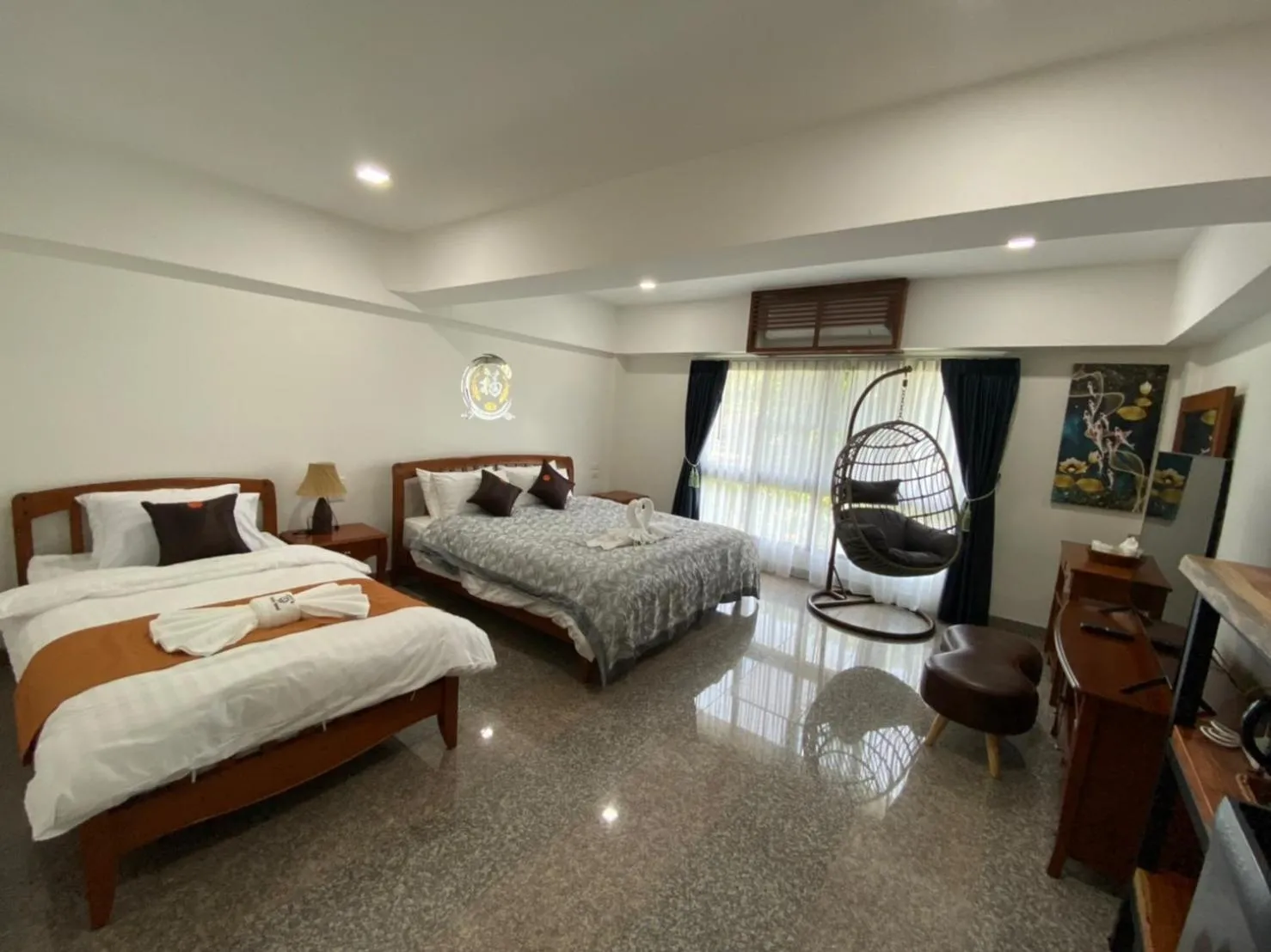 Photo of the whole room, Bed in Cha Li's Family Hotel&Hostel