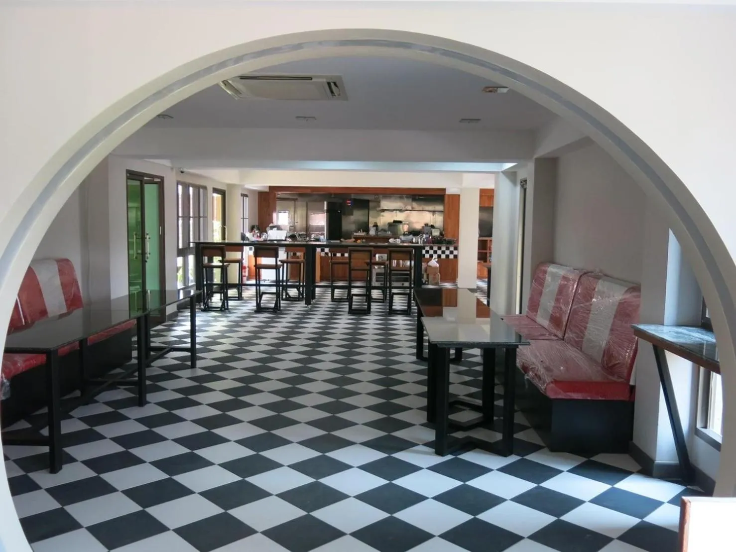 Restaurant/places to eat in Cha Li's Family Hotel&Hostel