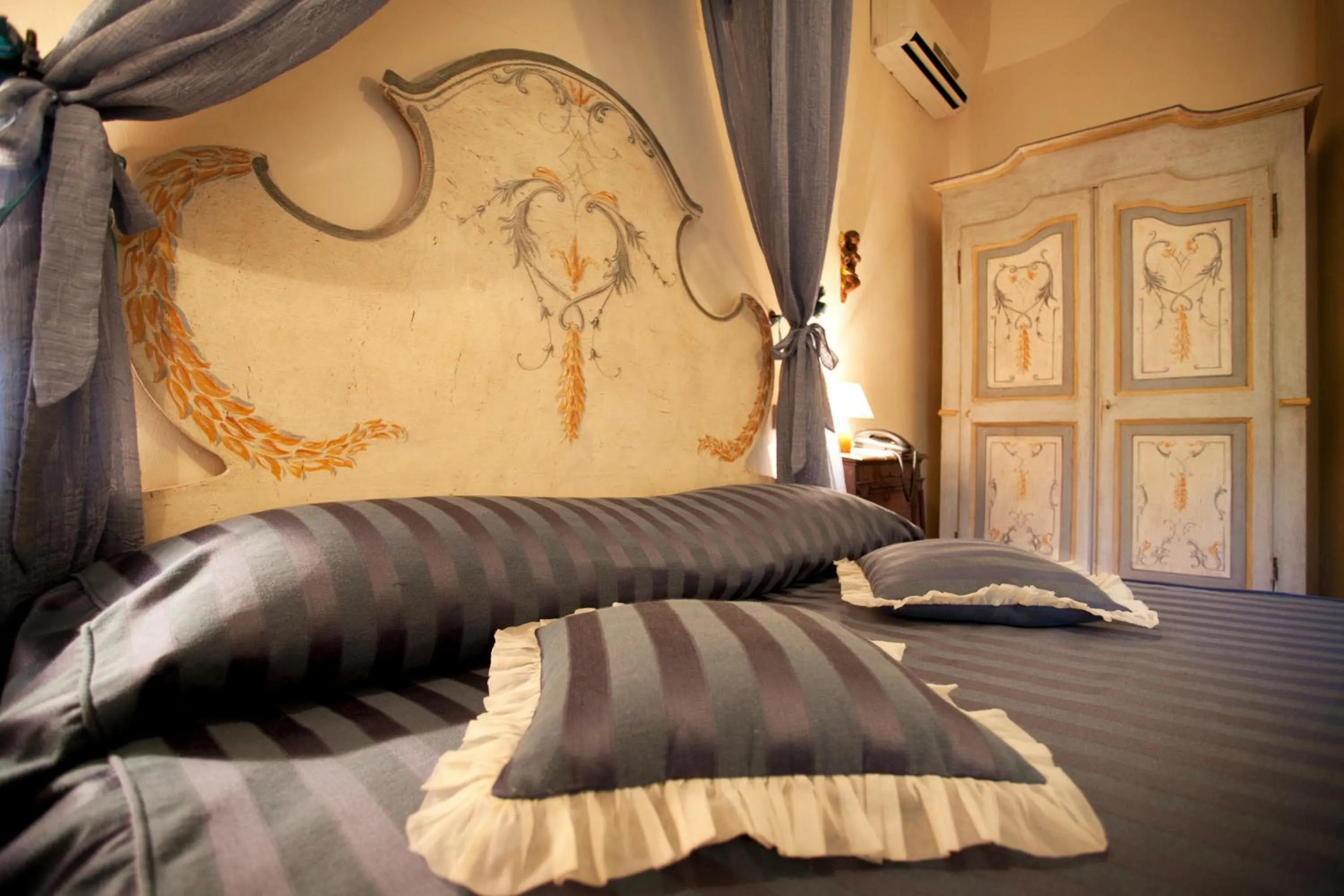 Bedroom in Resort e Spa San Crispino