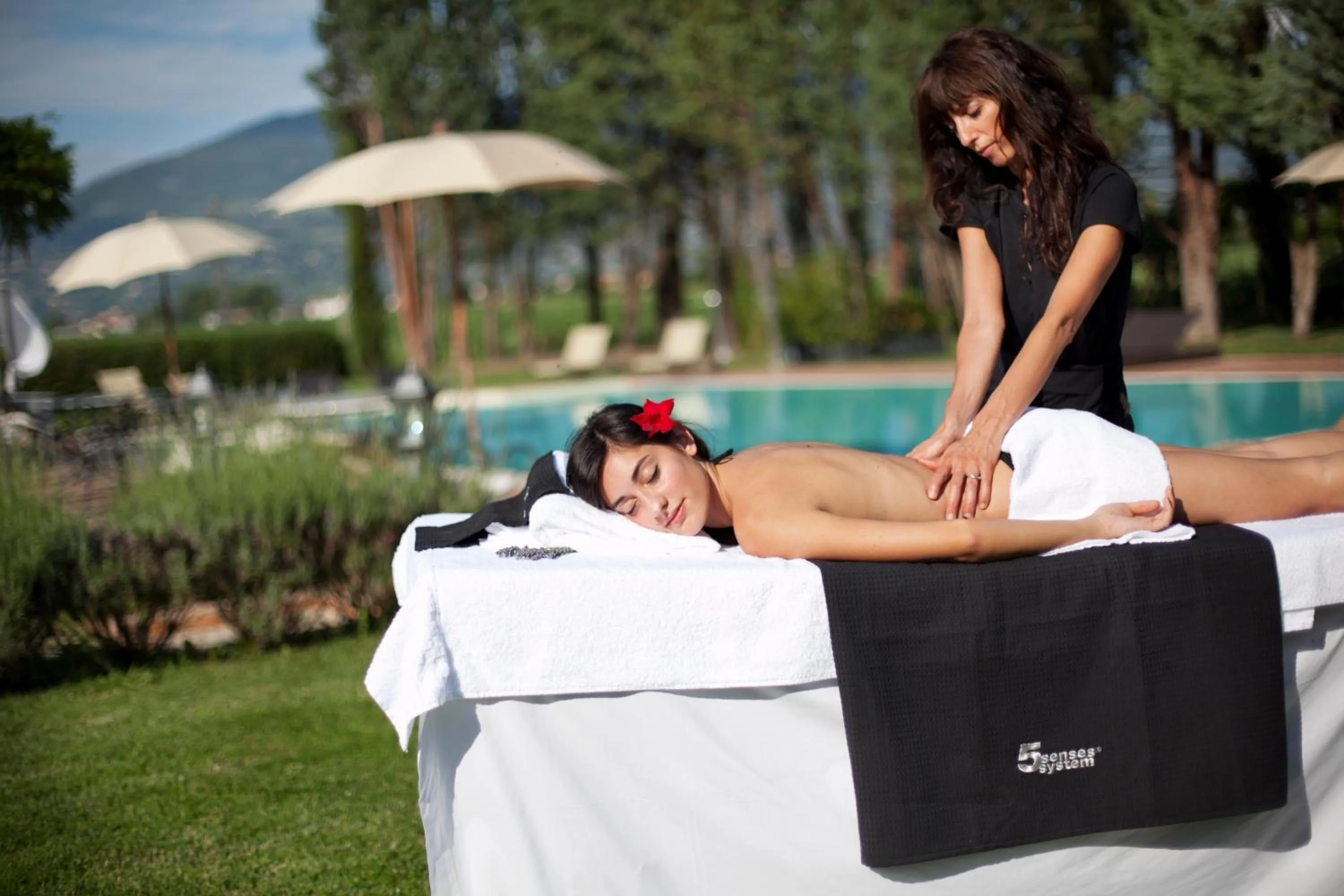 Facade/entrance in Resort e Spa San Crispino