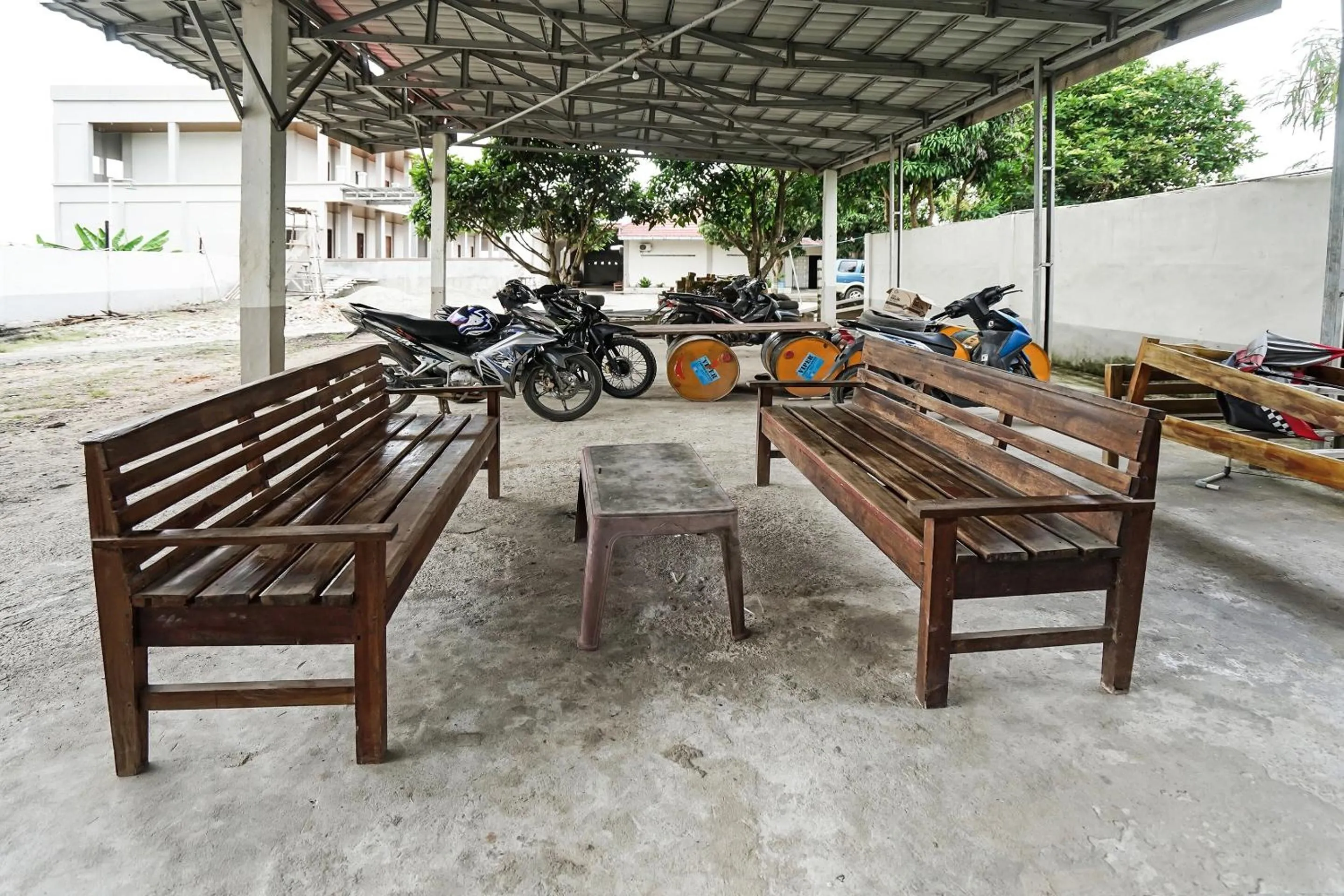 Lobby or reception in Hotel O Penginapan Indah Permai Syariah