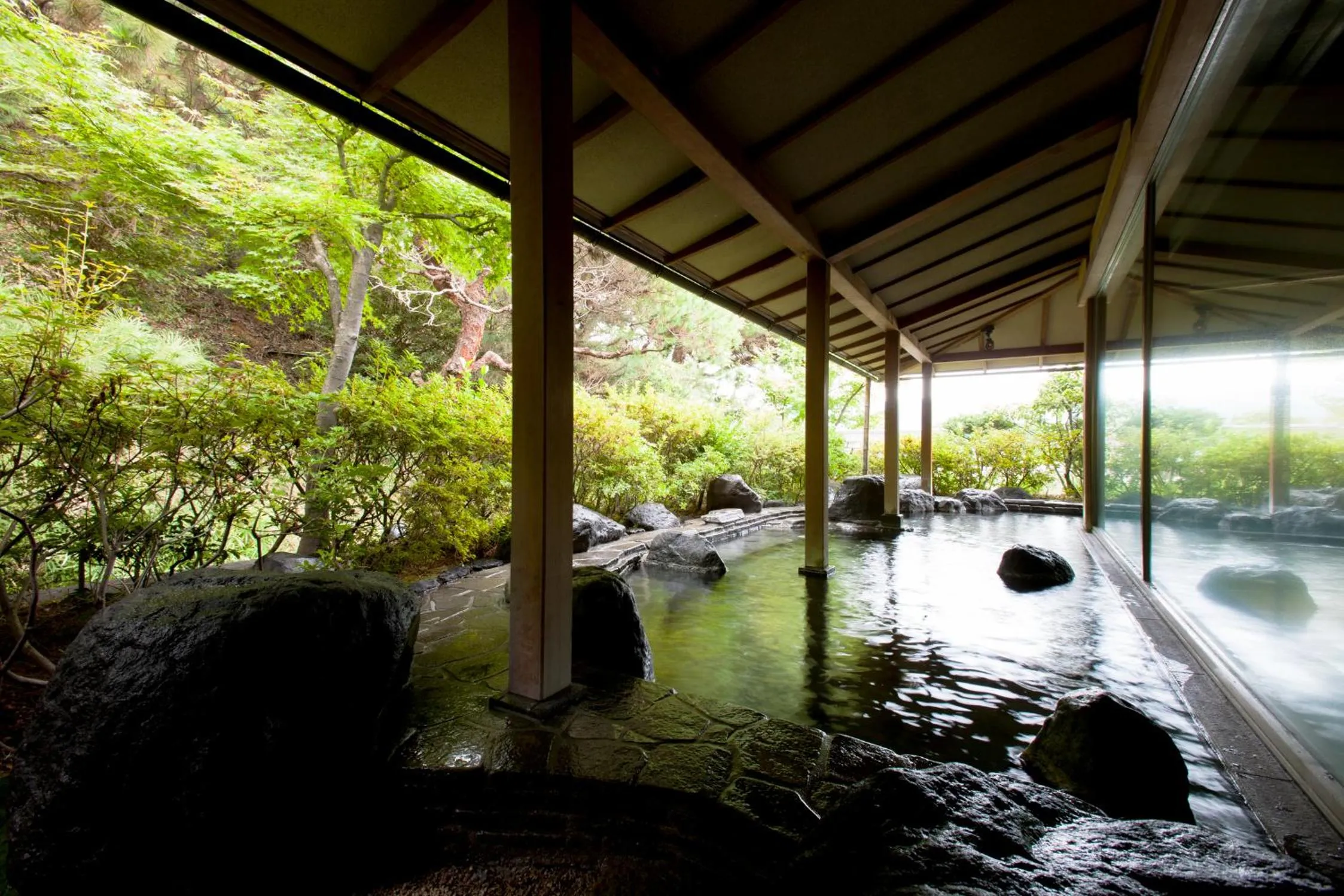 Hot Spring Bath in Sanyo-so