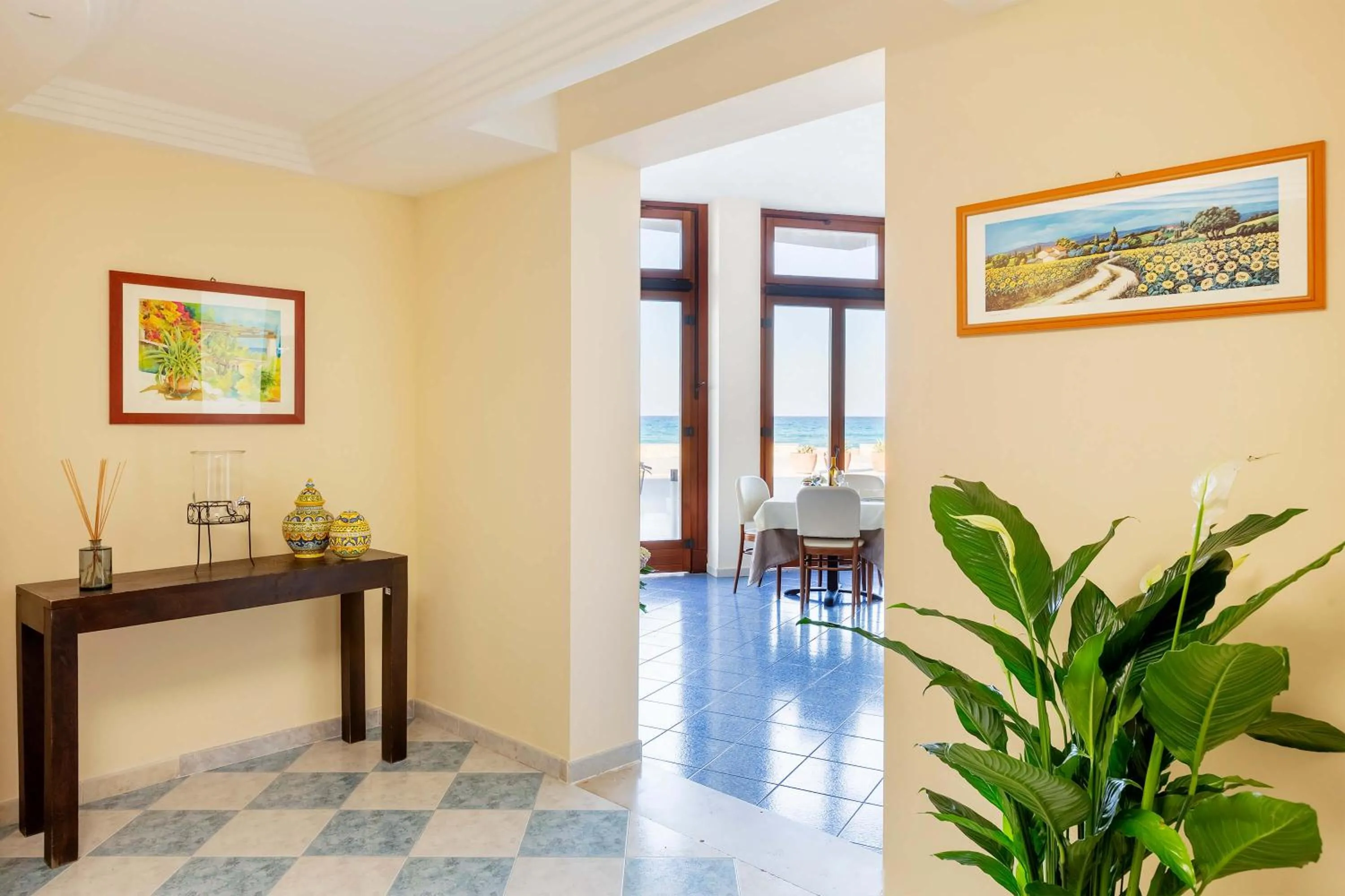 Seating area in Mira Spiaggia