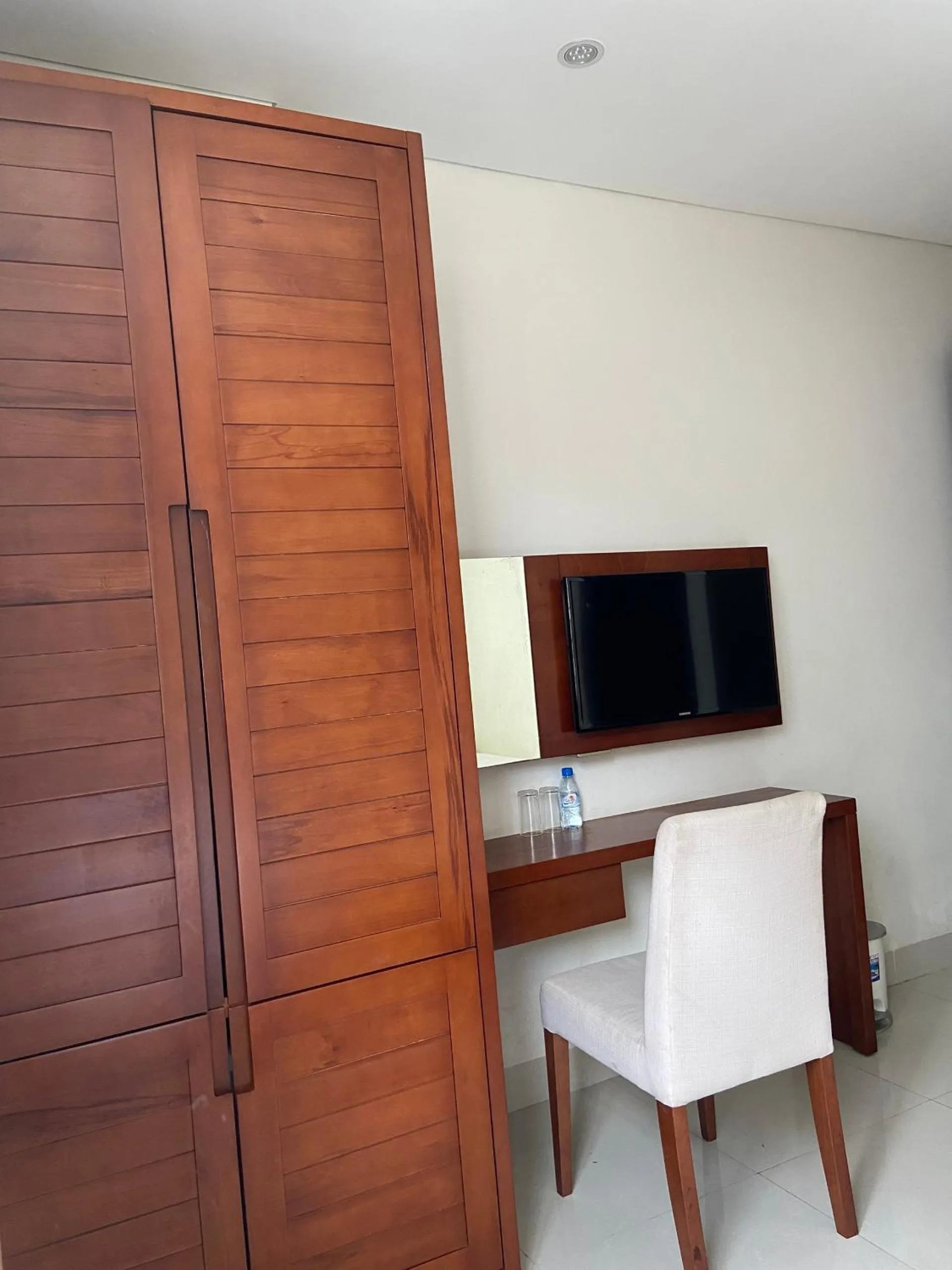 TV and multimedia in Liberty Hotel Đà Nẵng