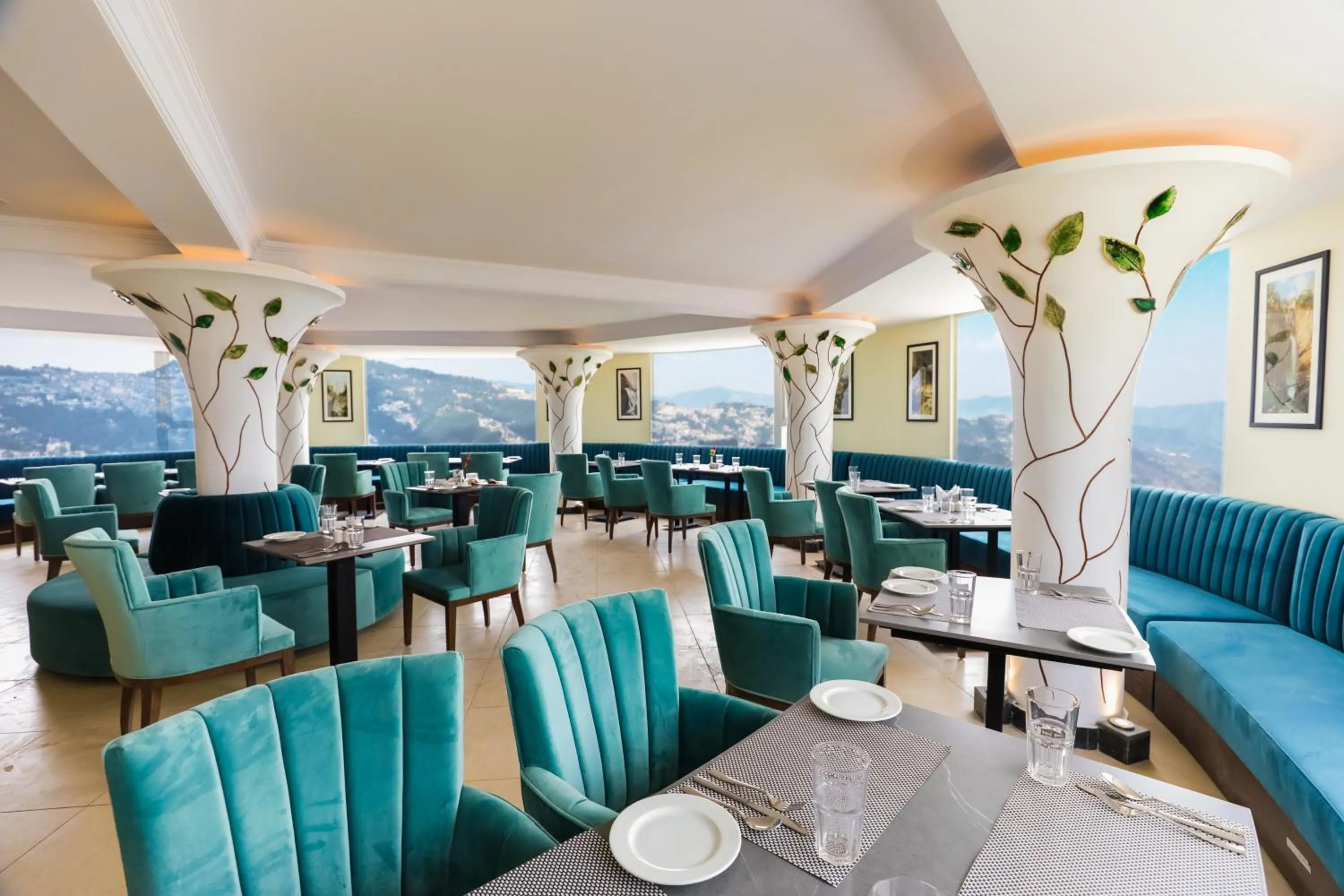 Restaurant/places to eat in Regenta Hilltop Shimla