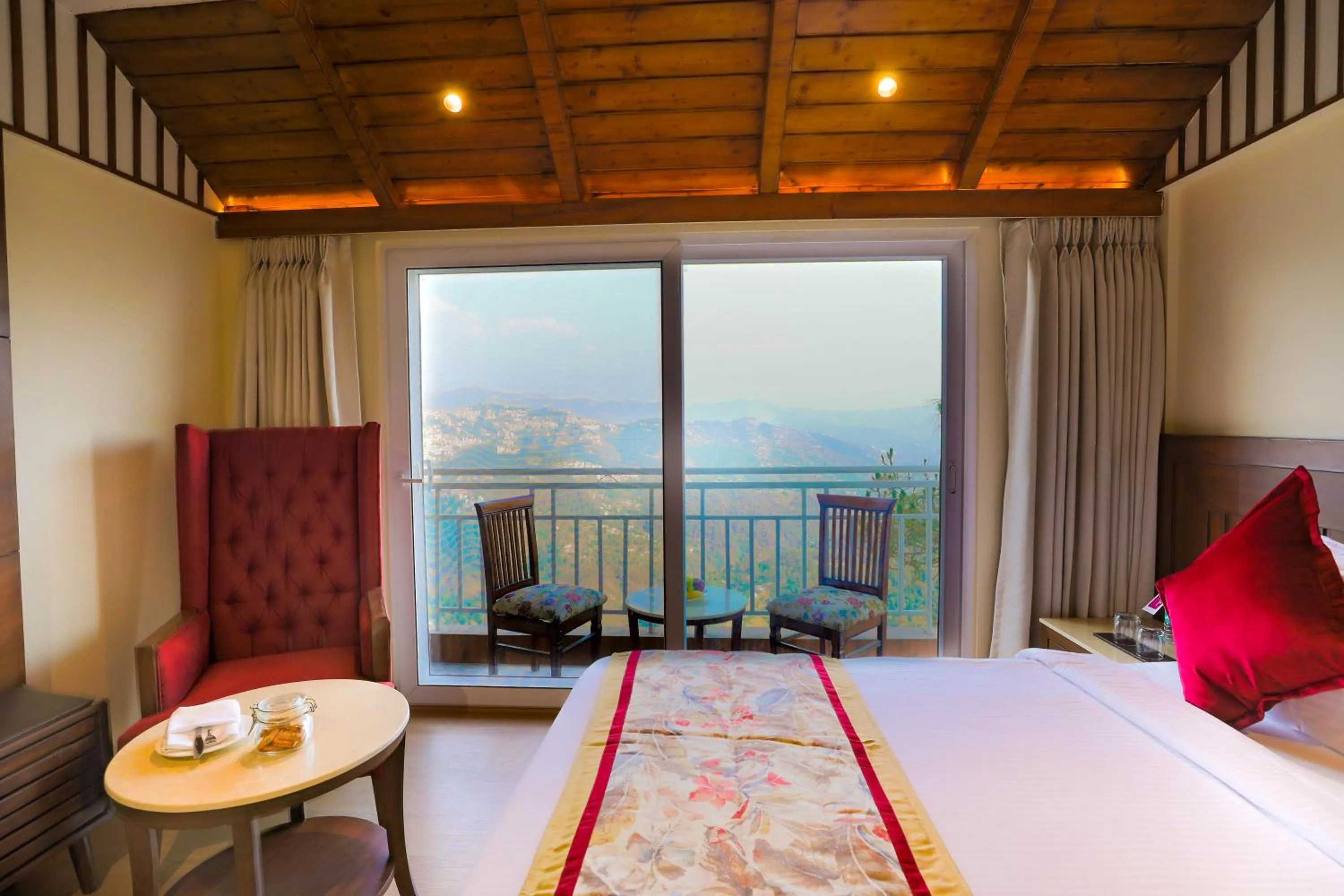 Balcony/Terrace, Bed in Regenta Hilltop Shimla