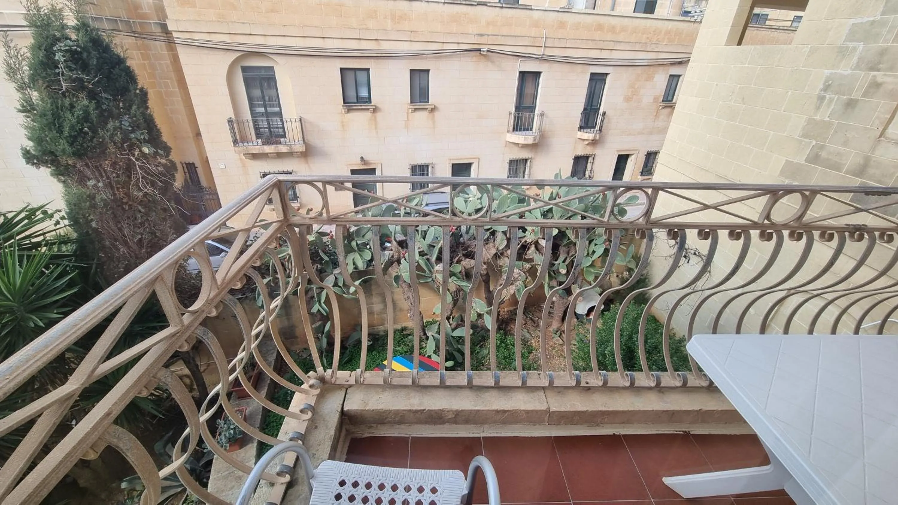 Day in Villa Serenity B&B