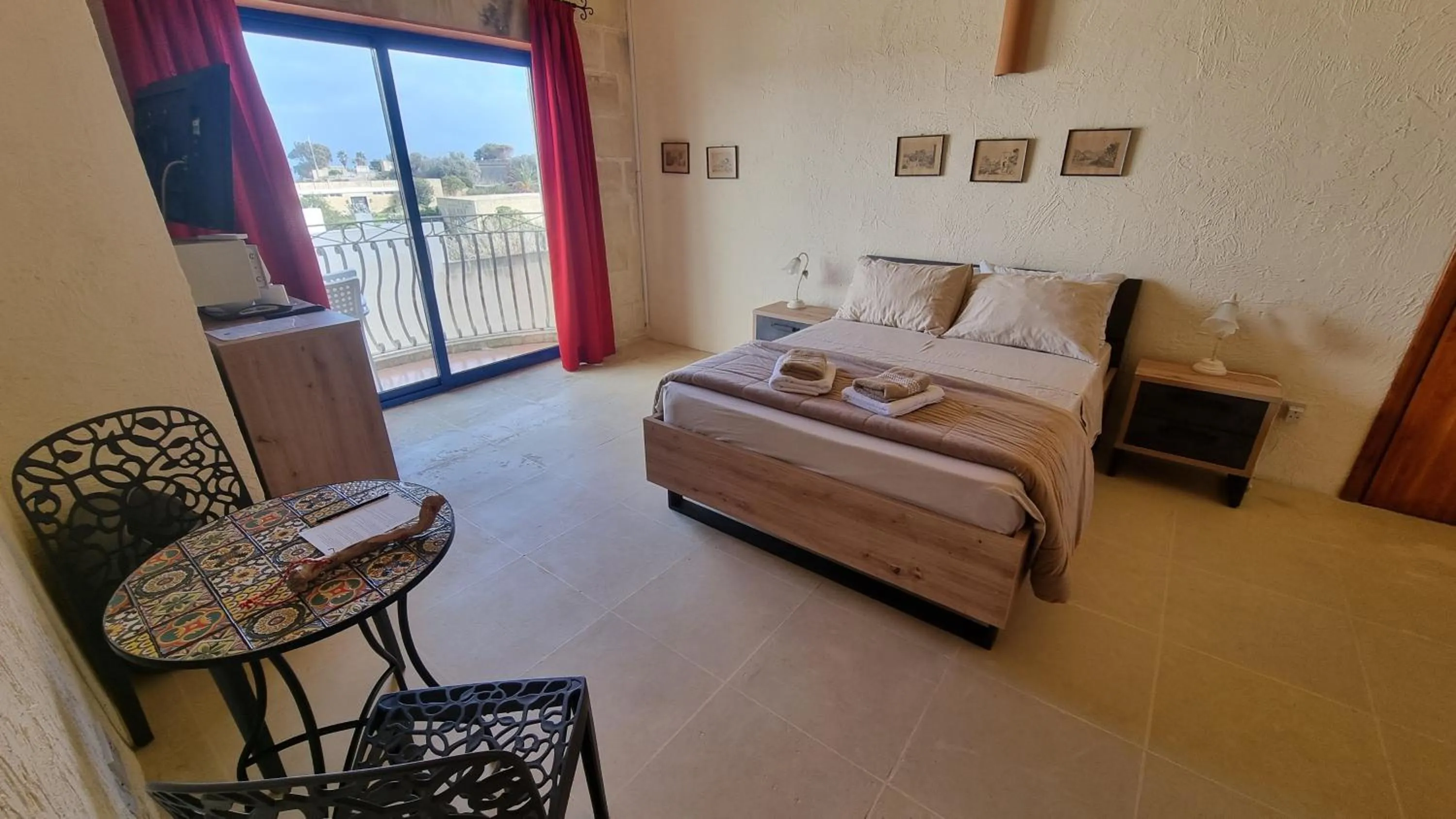 Photo of the whole room in Villa Serenity B&B