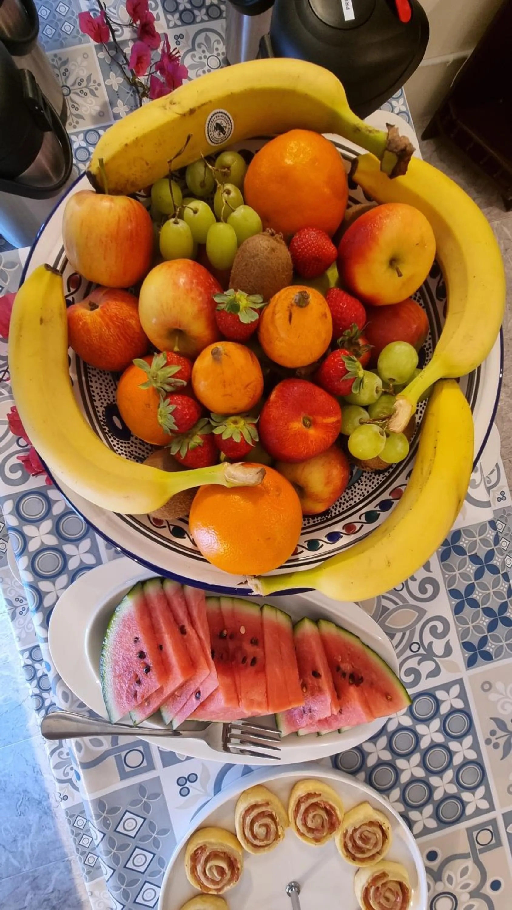 Breakfast in Villa Serenity B&B