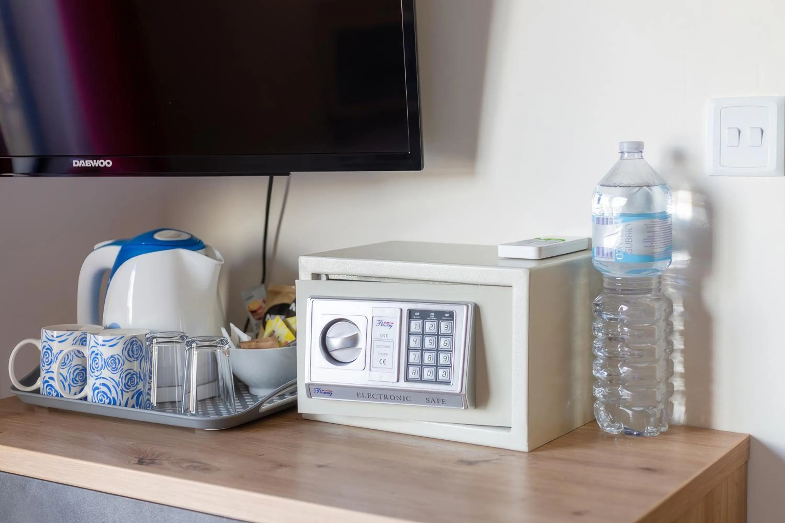 TV and multimedia in Villa Serenity B&B