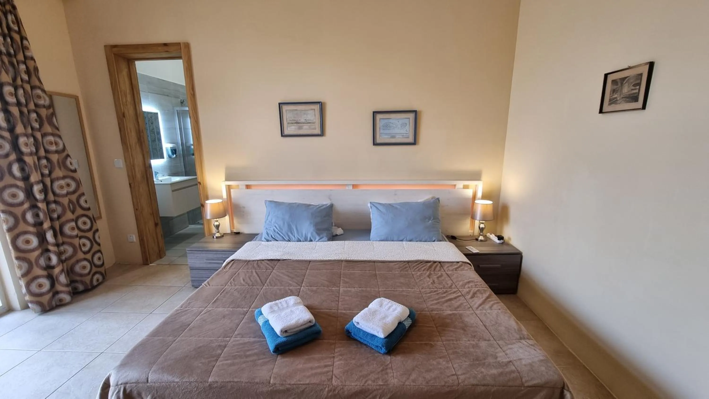 Photo of the whole room in Villa Serenity B&B