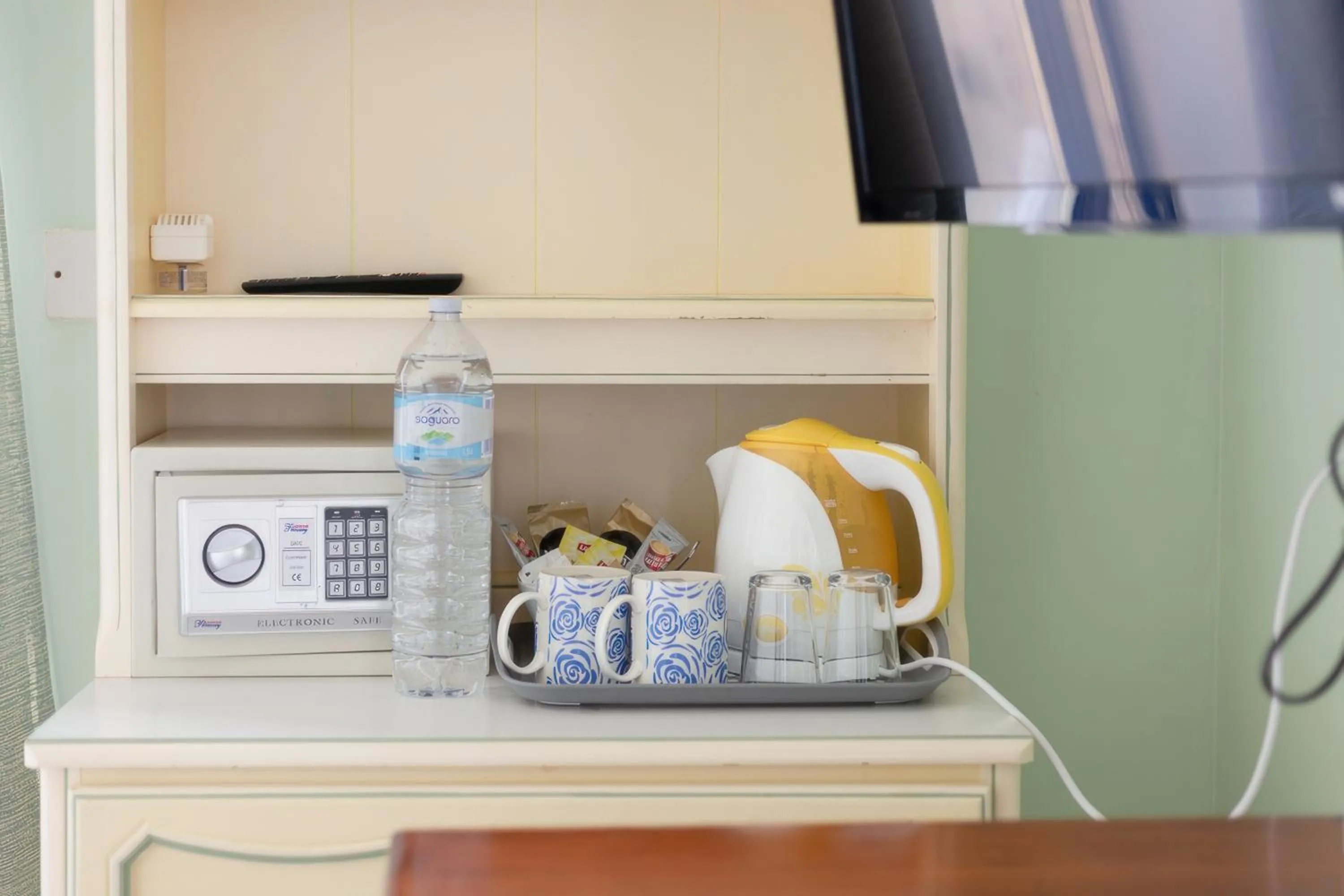 Coffee/tea facilities in Villa Serenity B&B