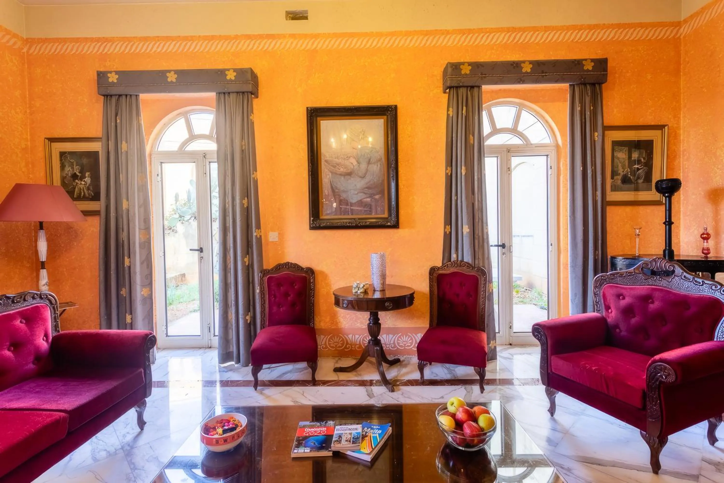 Seating area in Villa Serenity B&B