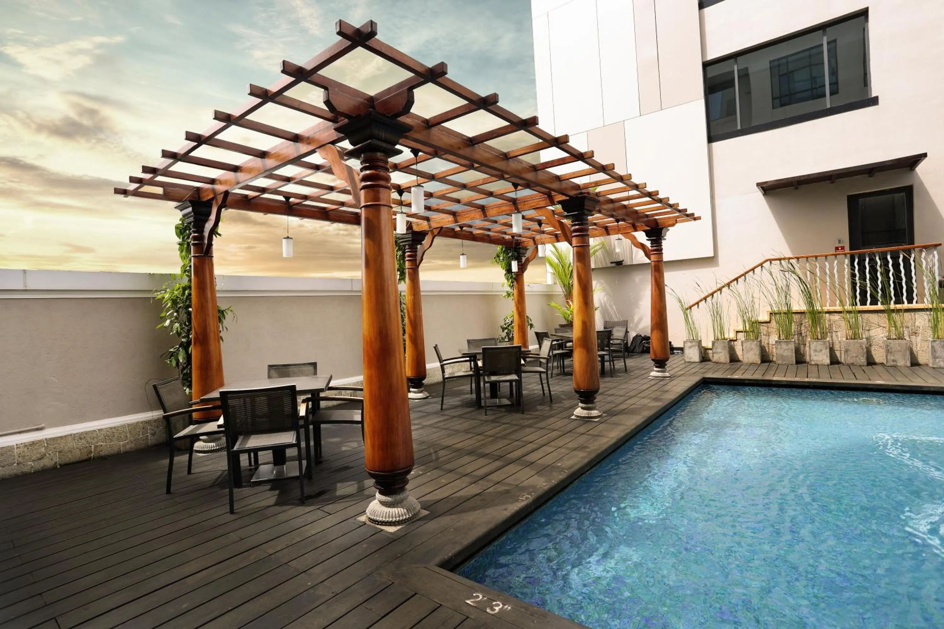 Swimming pool in Hilton Garden Inn, Trivandrum