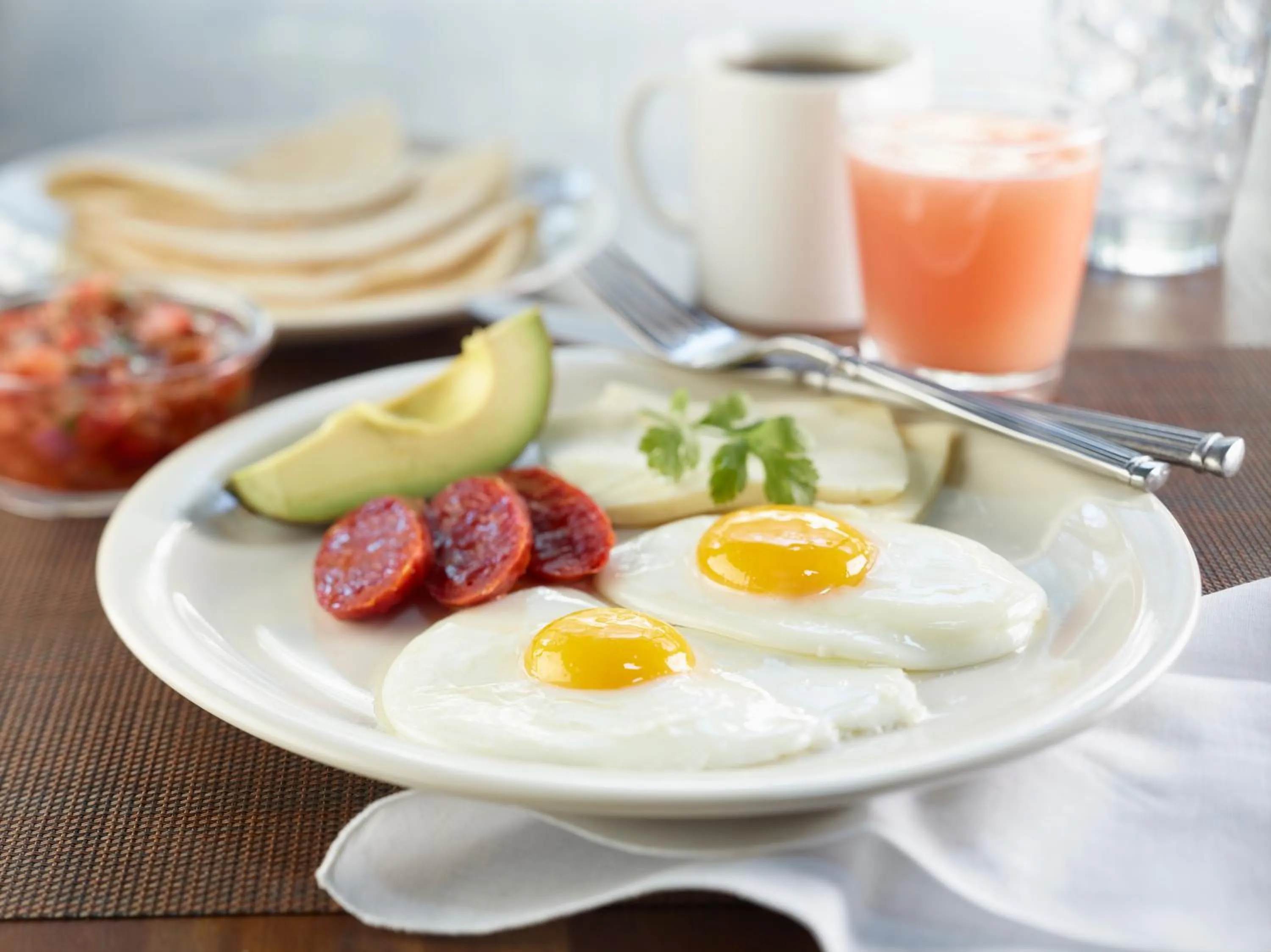 Restaurant/places to eat in Hilton Garden Inn, Trivandrum