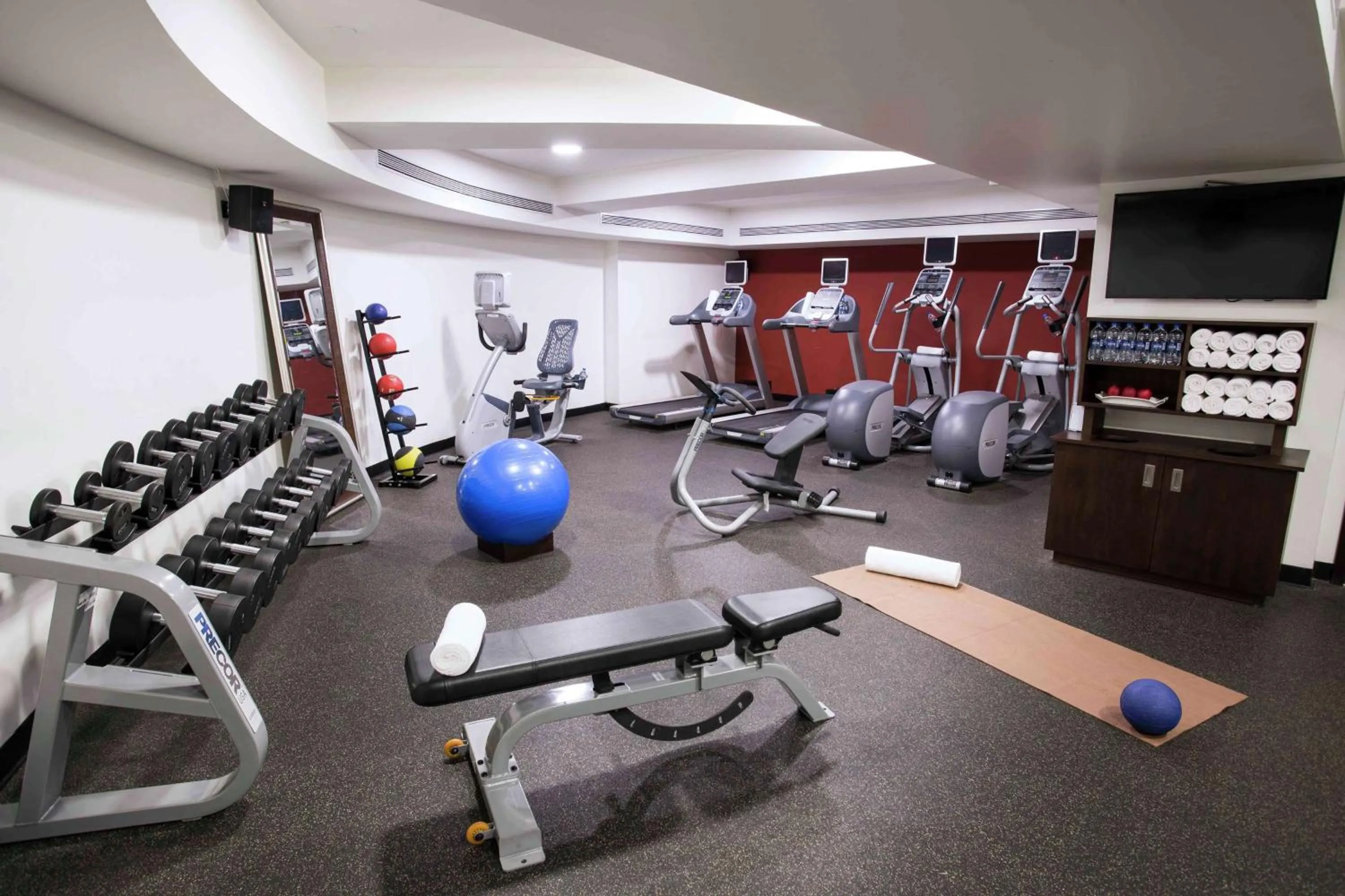 Fitness centre/facilities in Hilton Garden Inn, Trivandrum