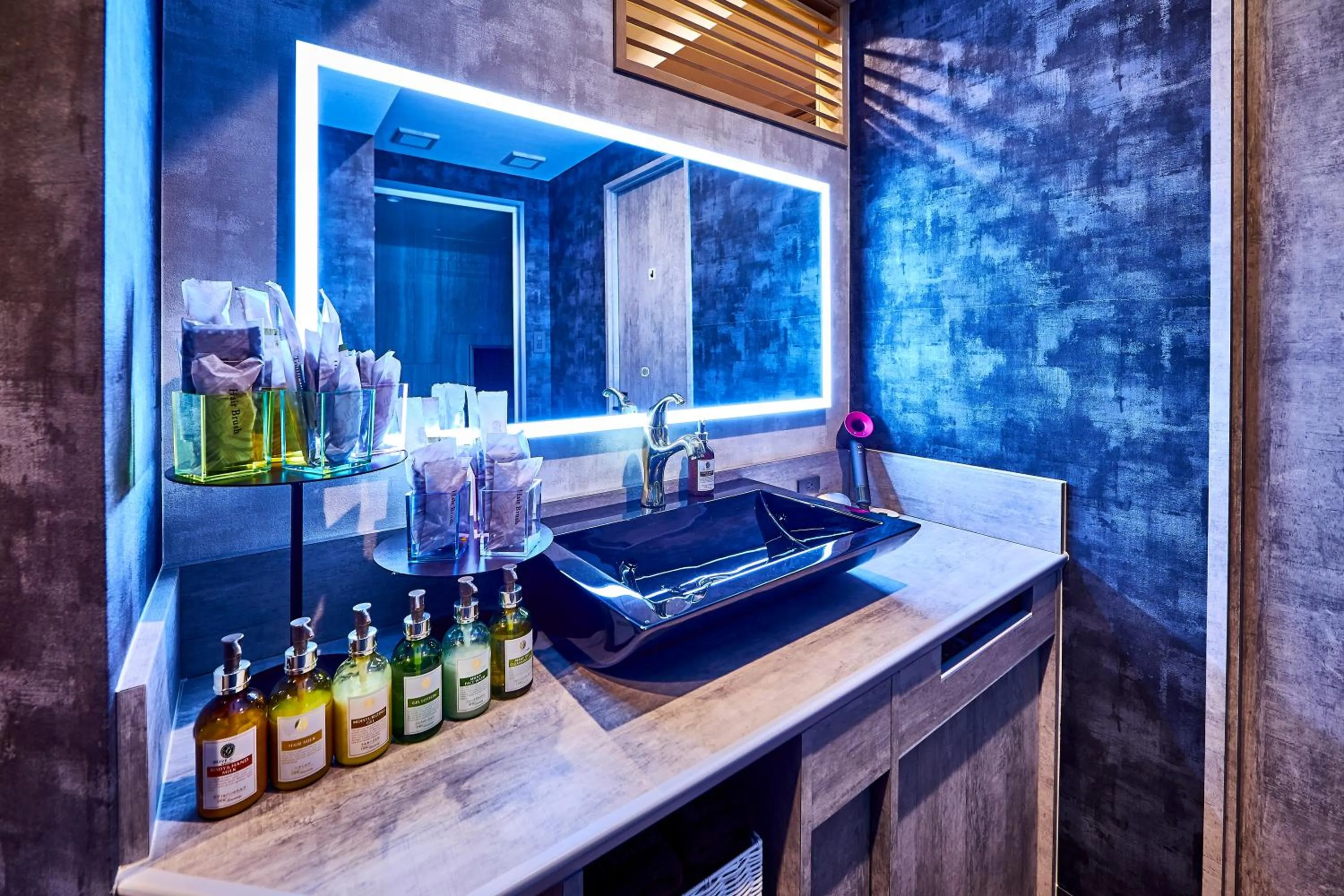 Bathroom in Hotel BaliAn Resort Shinjuku Glamping