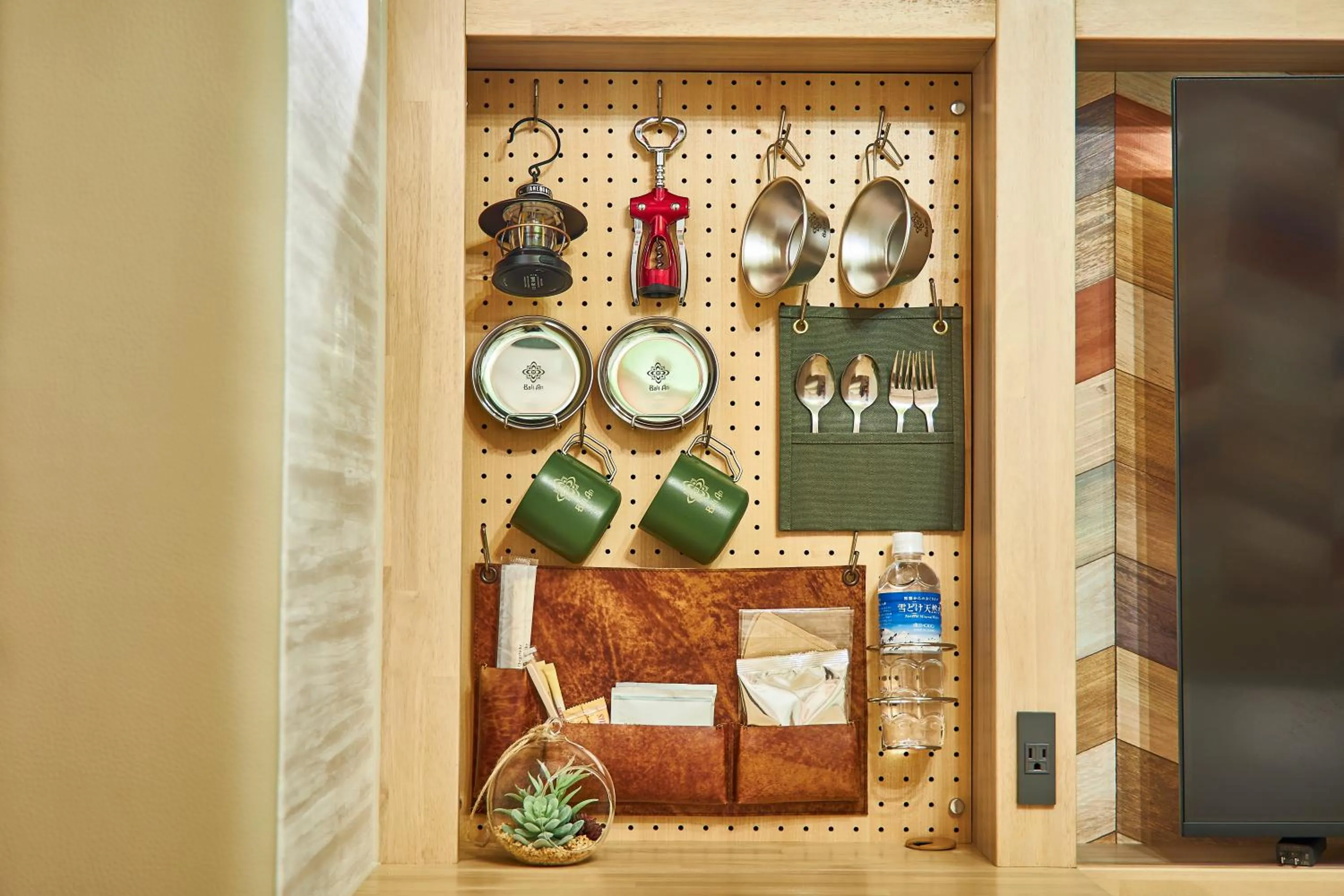 Decorative detail in Hotel BaliAn Resort Shinjuku Glamping