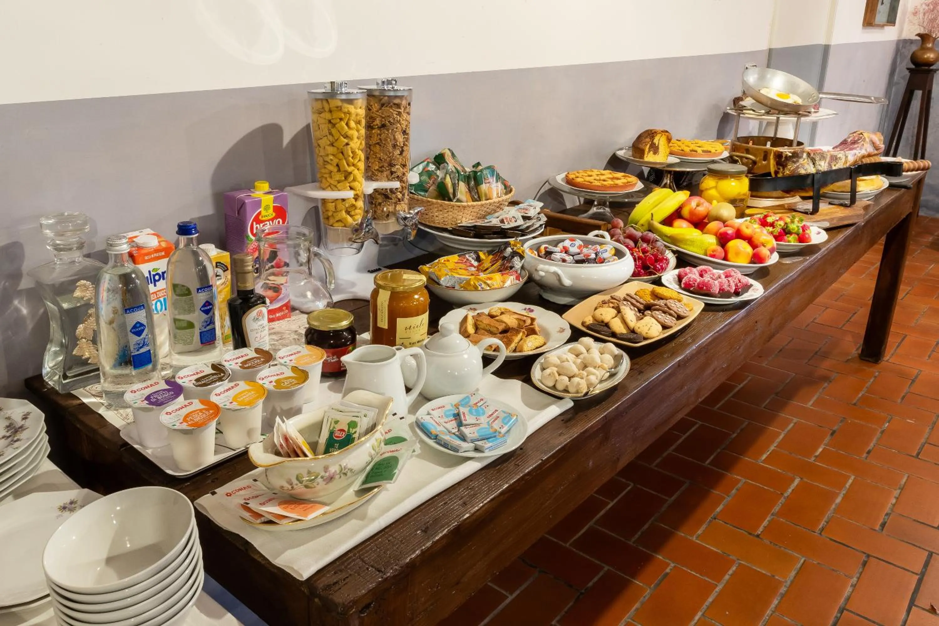 Food and drinks in Locanda Tanè