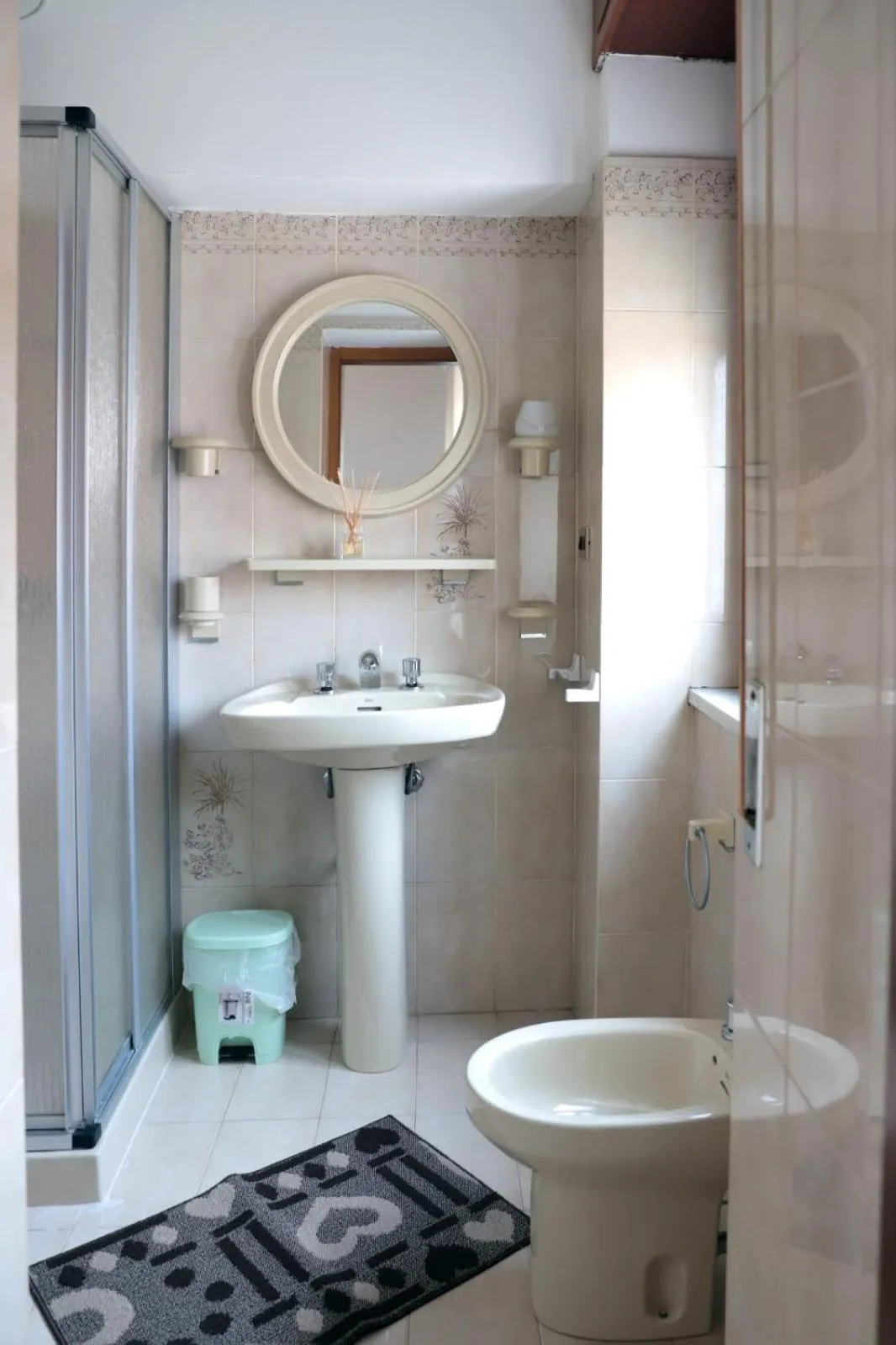 B&B LA CASA DEI FIORI