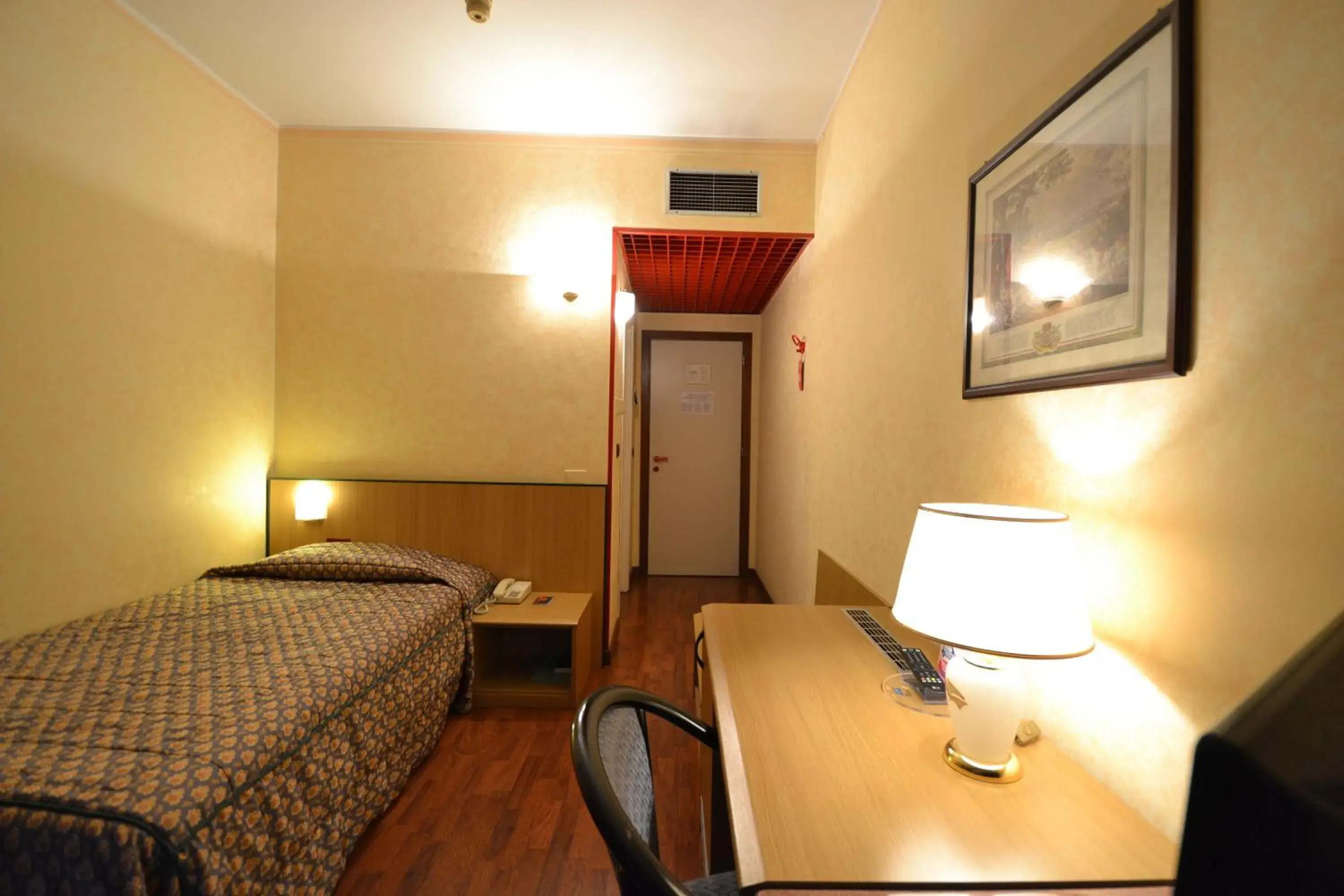 Economy Single Room in Sun Hotel Economy Single Room in Sun Hotel