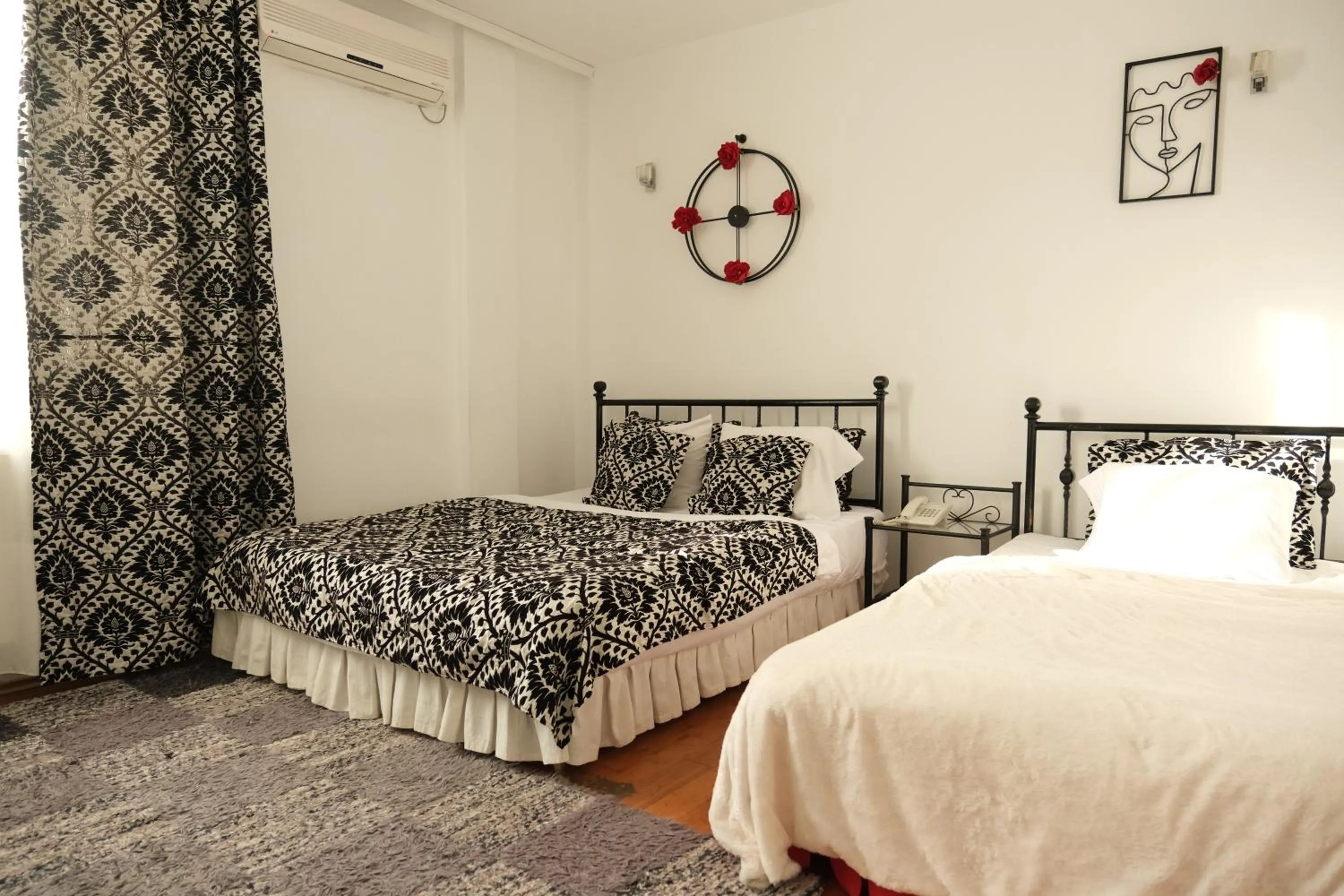 Bed in Hotel Sara & SPA