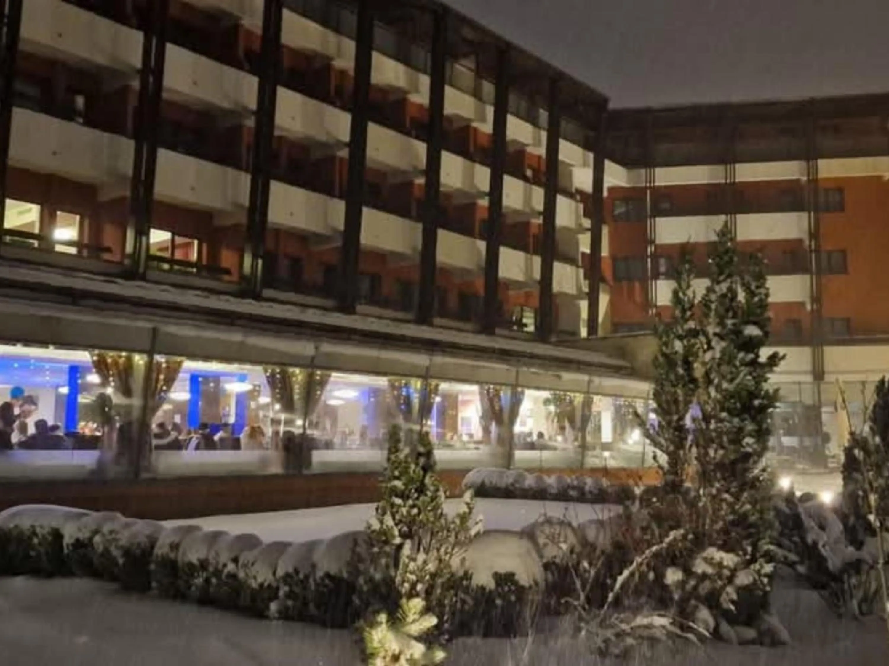 Property building in Hotel Carpați