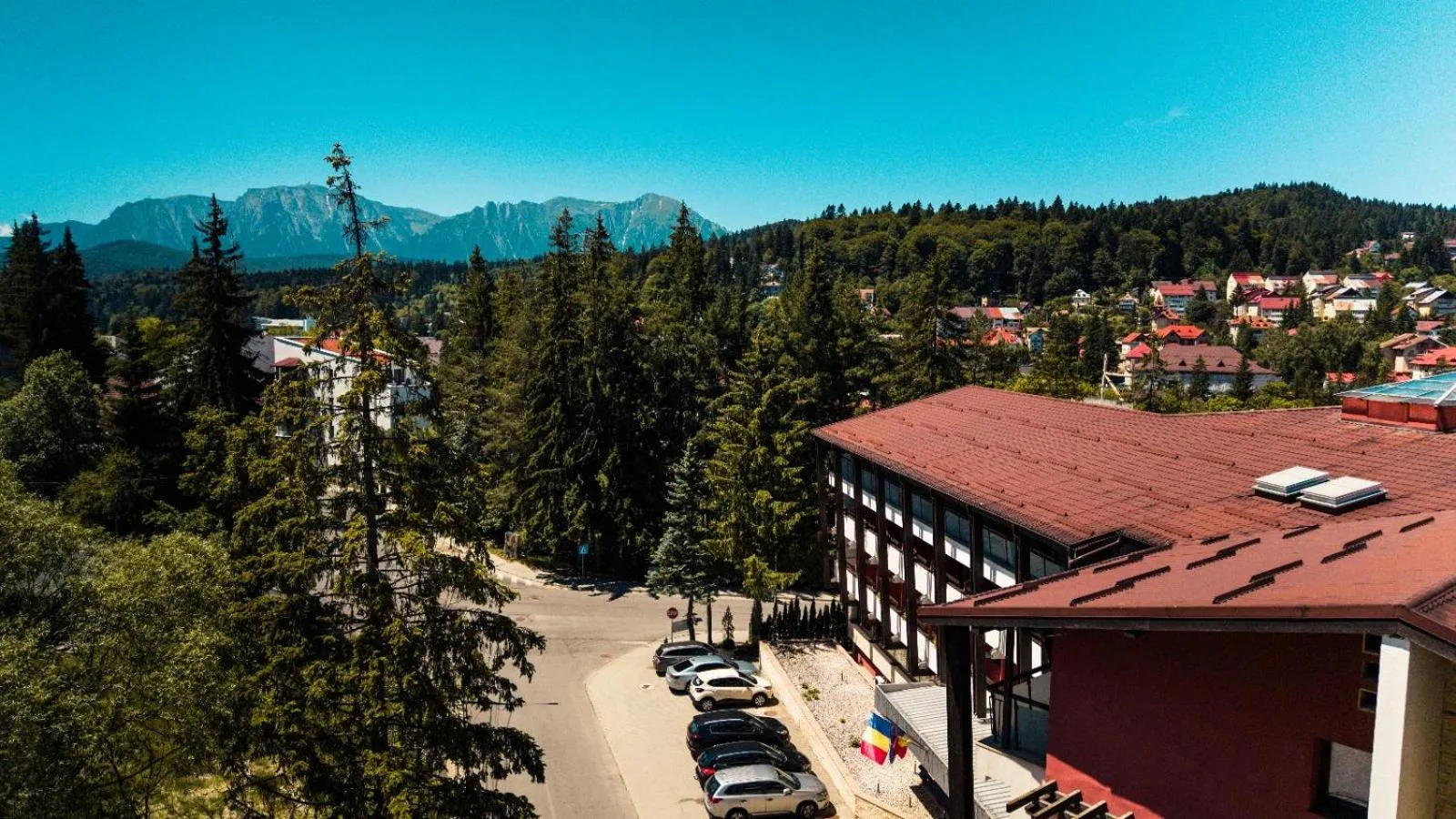 Property building in Hotel Carpați