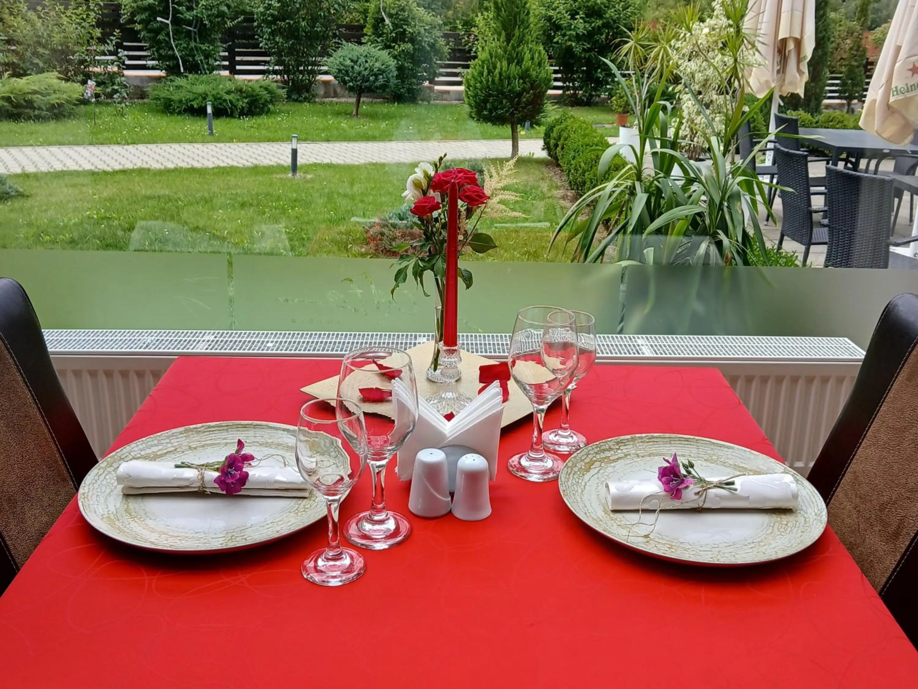 Food and drinks in Hotel Carpați