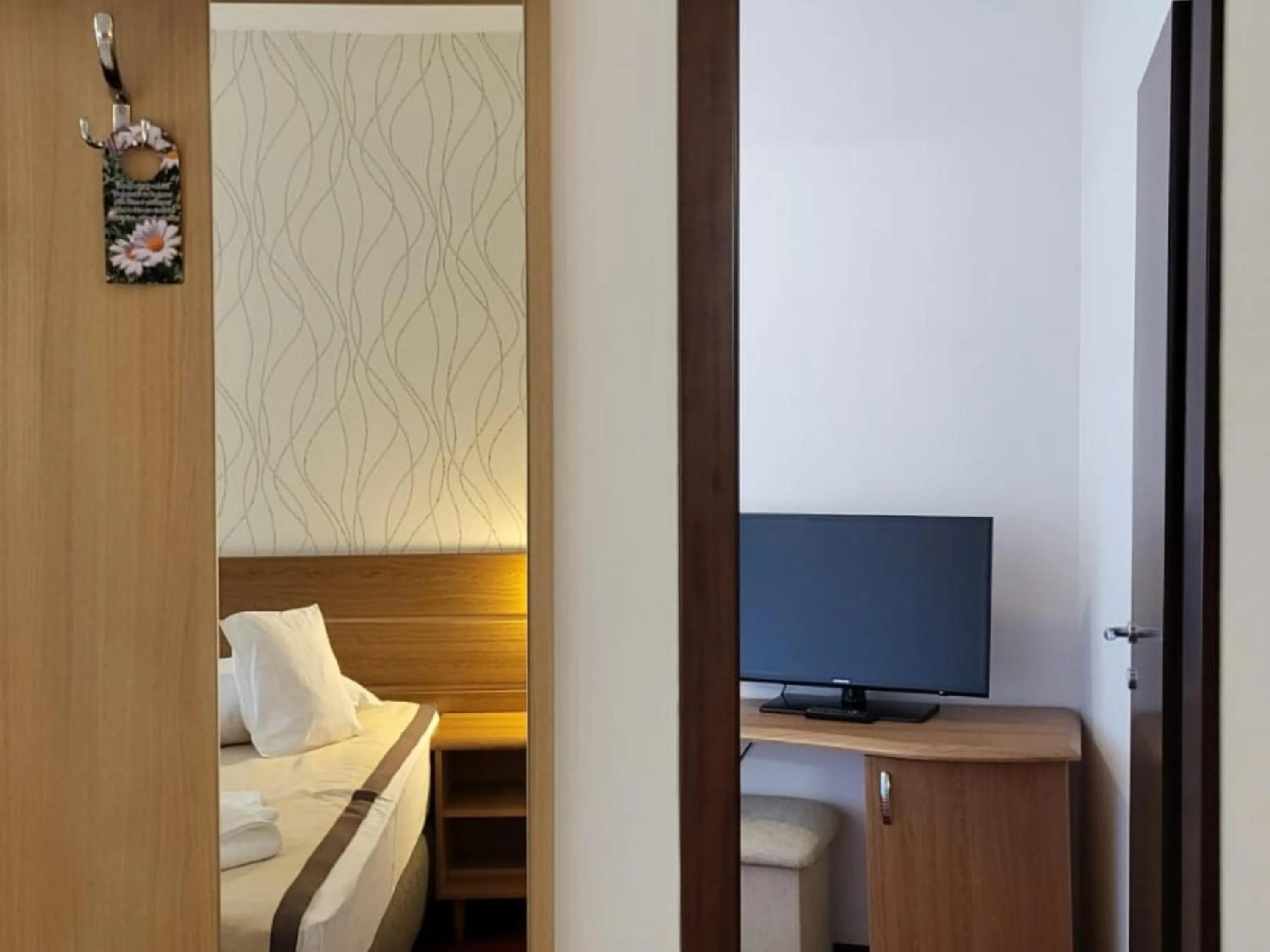 Photo of the whole room, Bed in Hotel Carpați