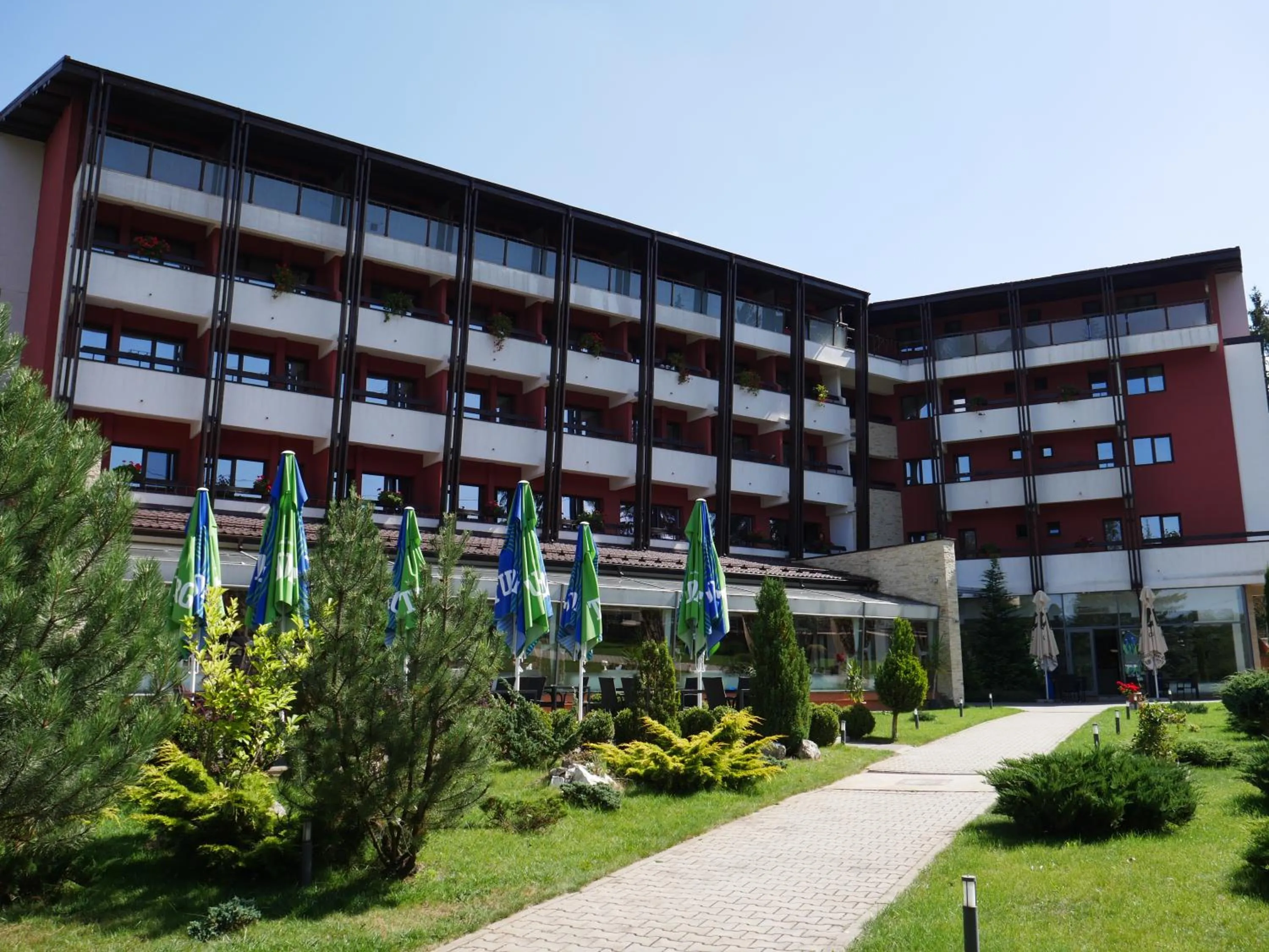 Property building in Hotel Carpați