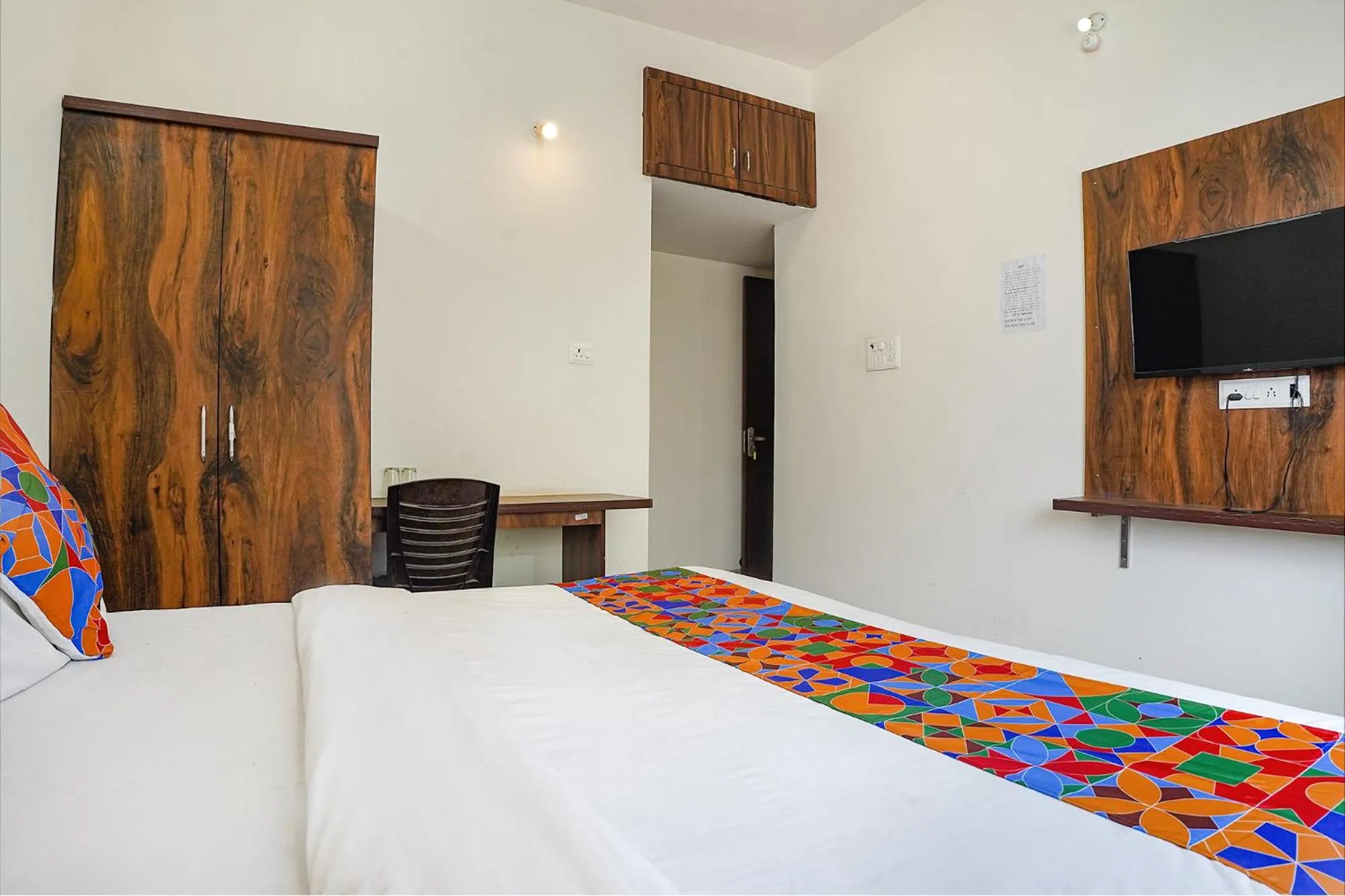 Bedroom, Bed in FabHotel SSG