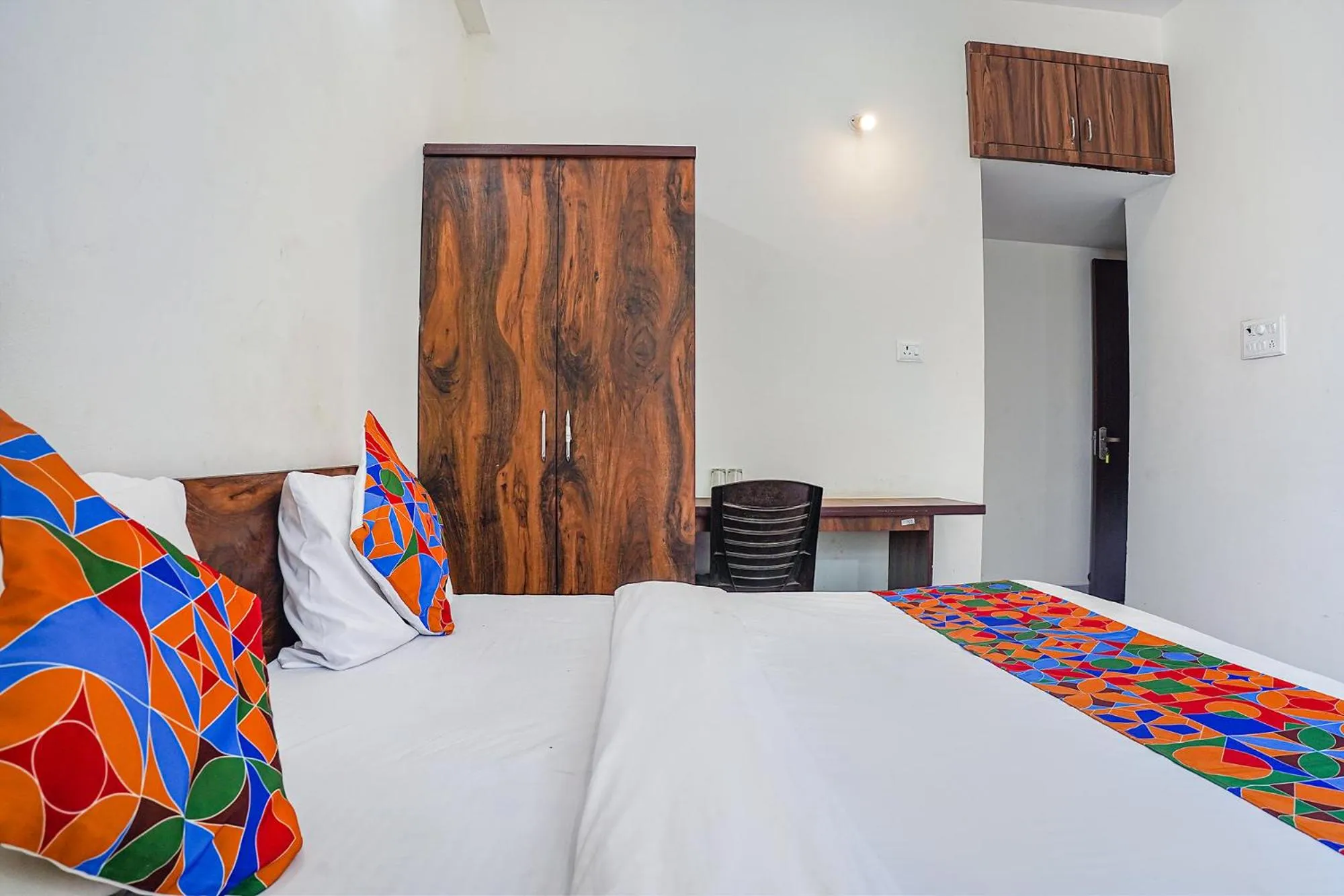 Bedroom, Bed in FabHotel SSG