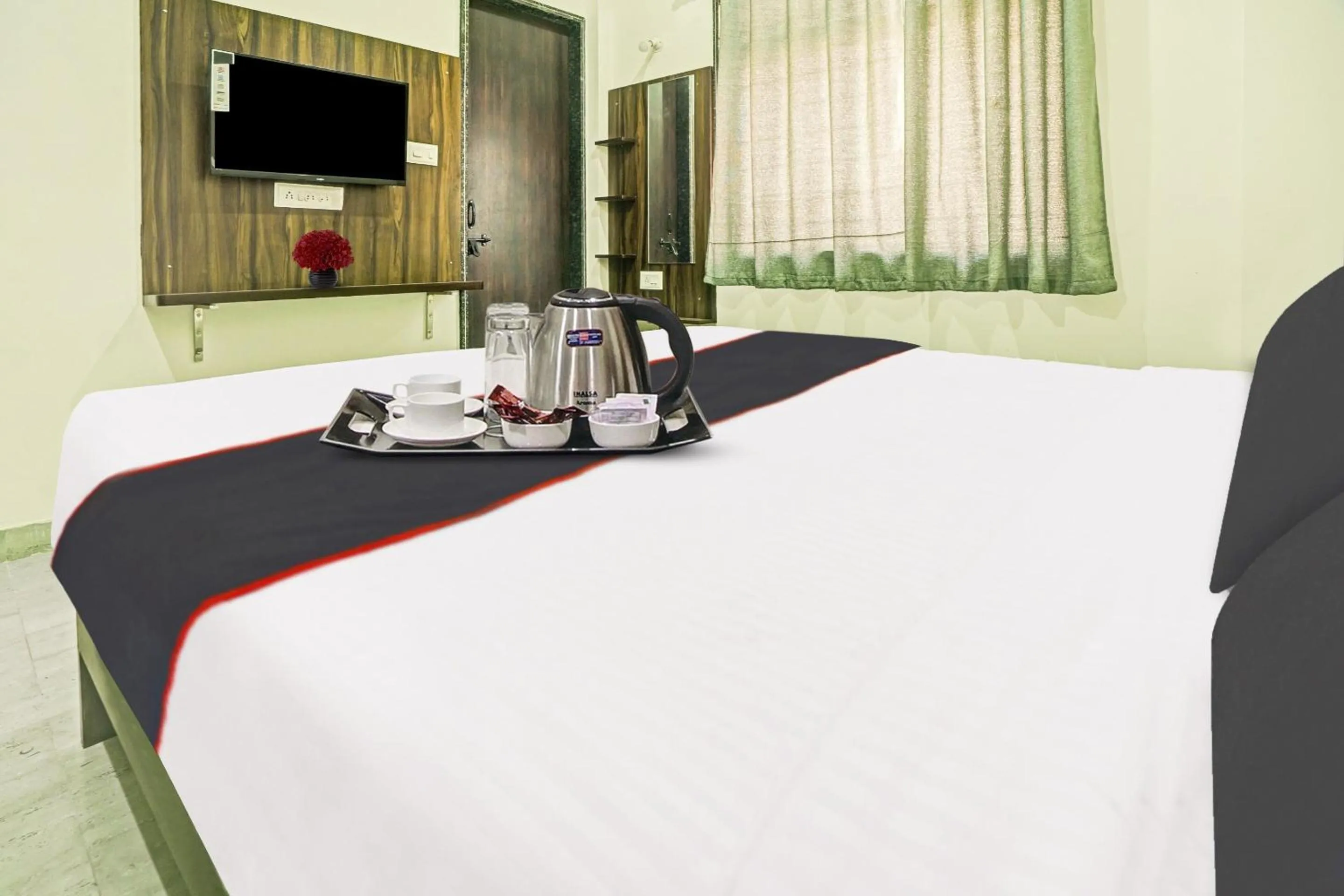 Bedroom, Bed in FabHotel SSG