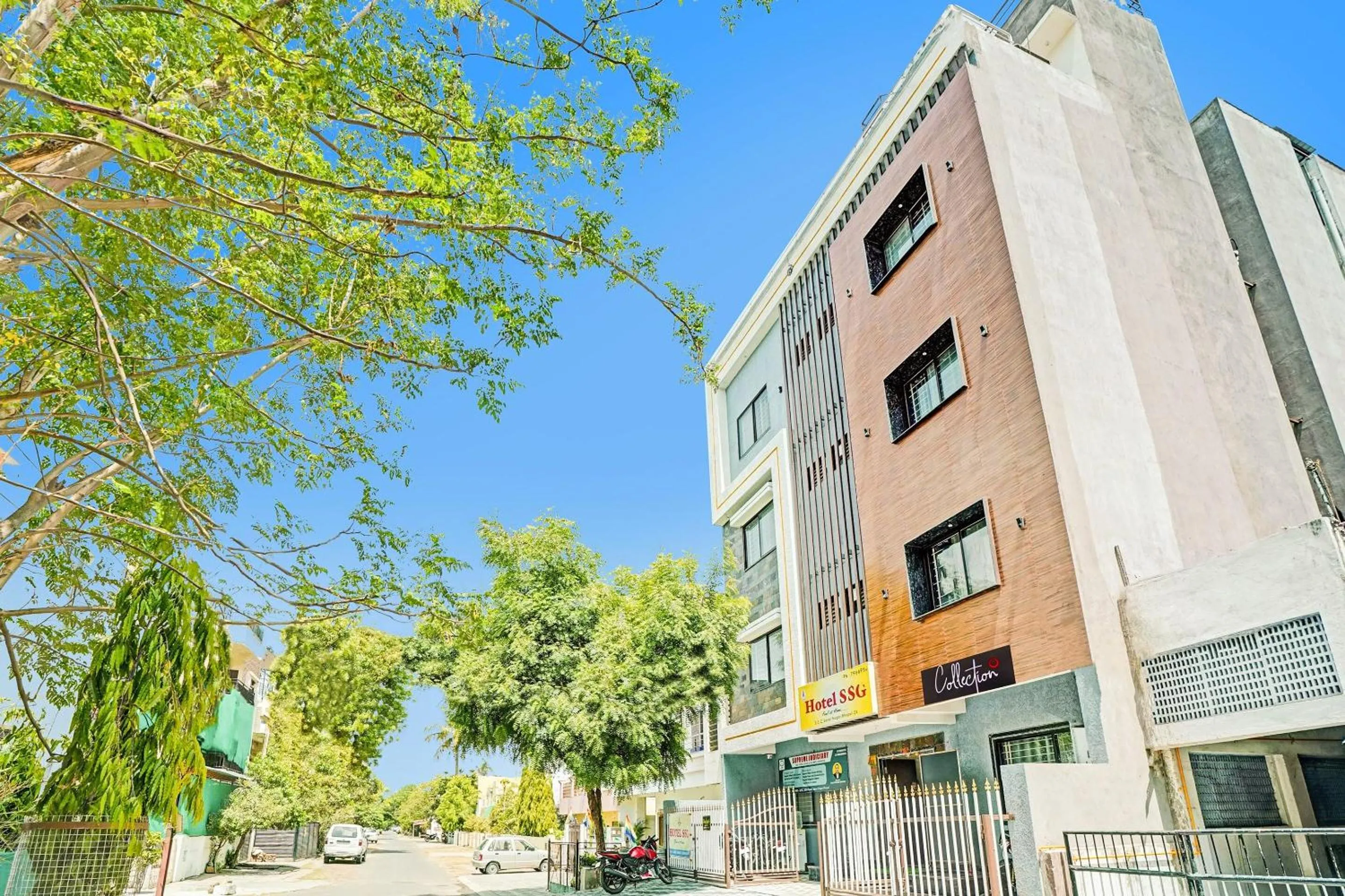 Facade/entrance in FabHotel SSG