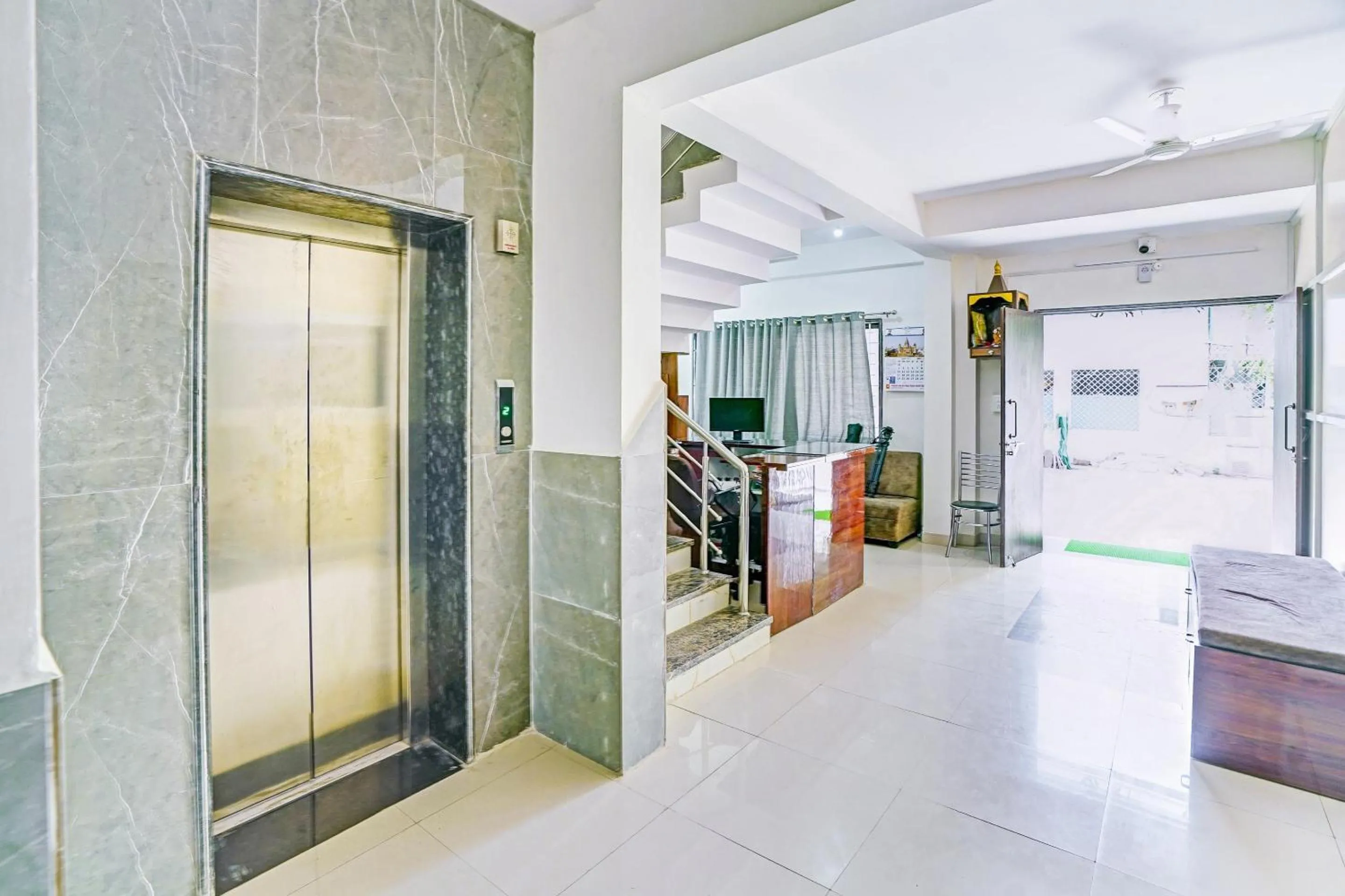 Lobby or reception in FabHotel SSG