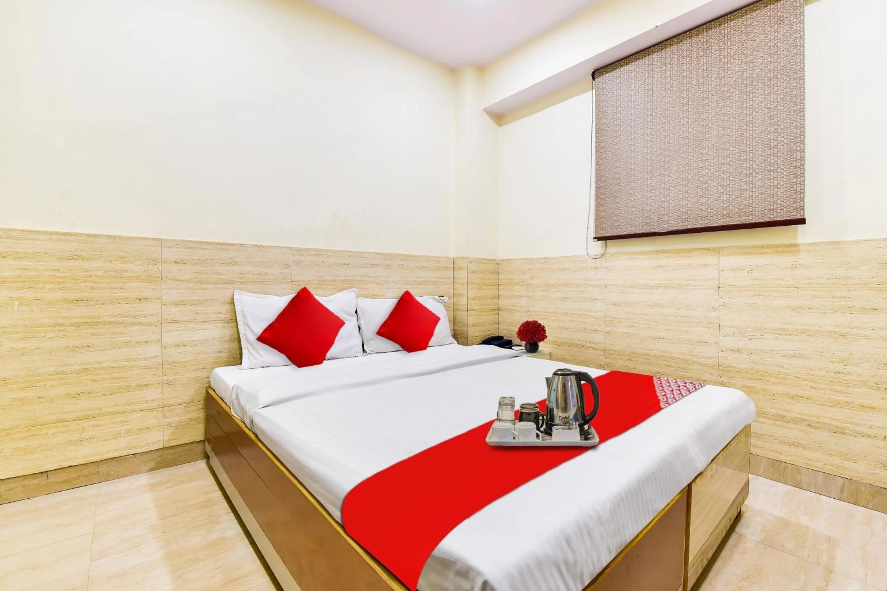 Bedroom, Bed in Super Hotel O Tourist Residency