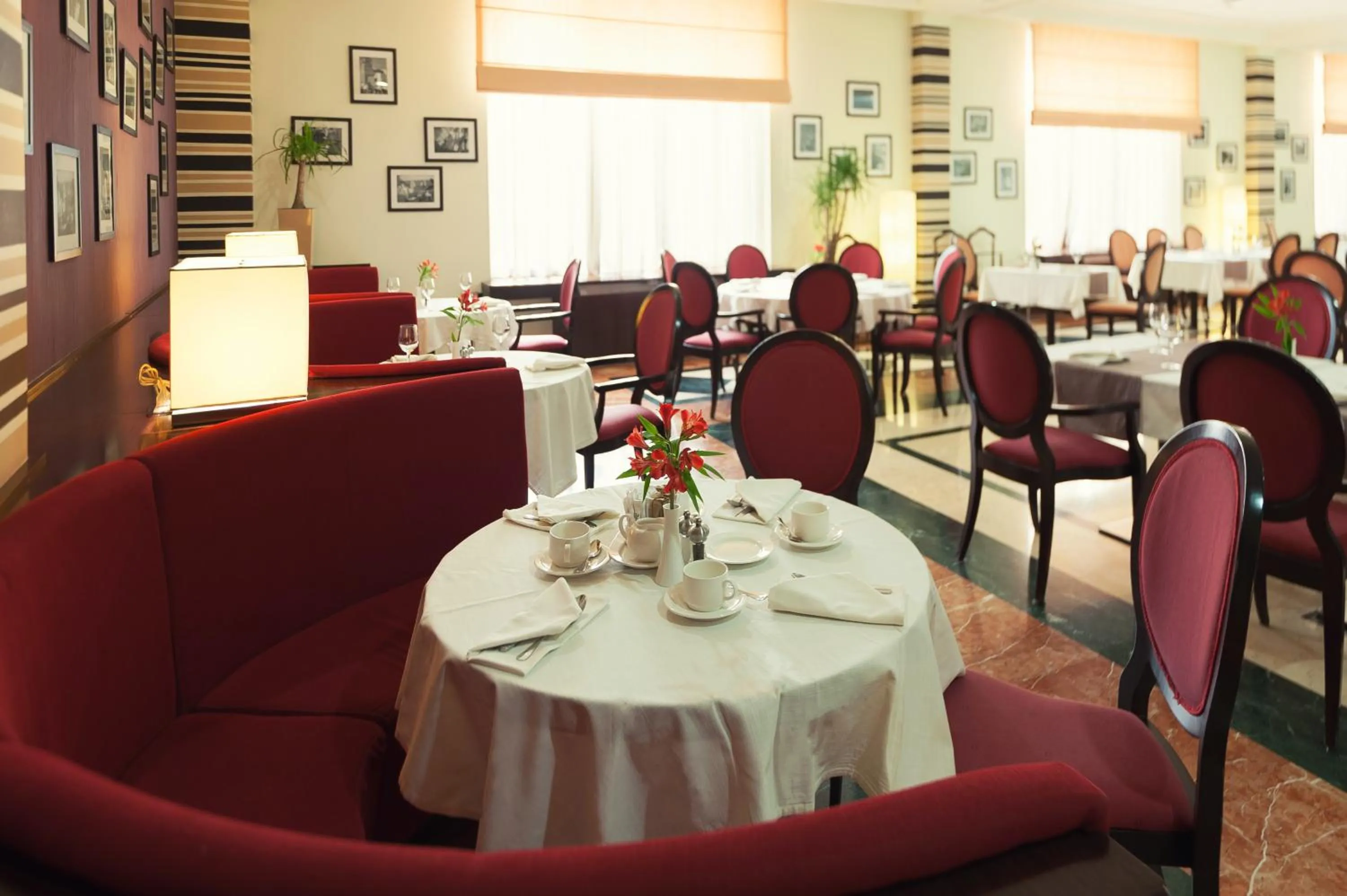 Restaurant/places to eat in Radisson Hotel Astana