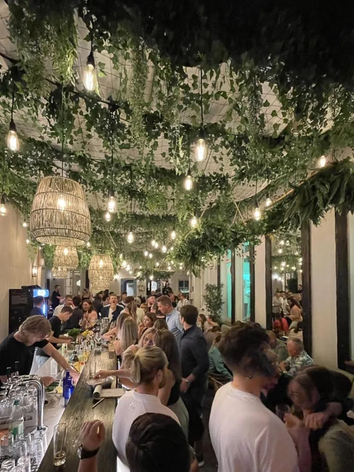 Property building in Hotel Fuchs "Life-Style mit Night-Life"