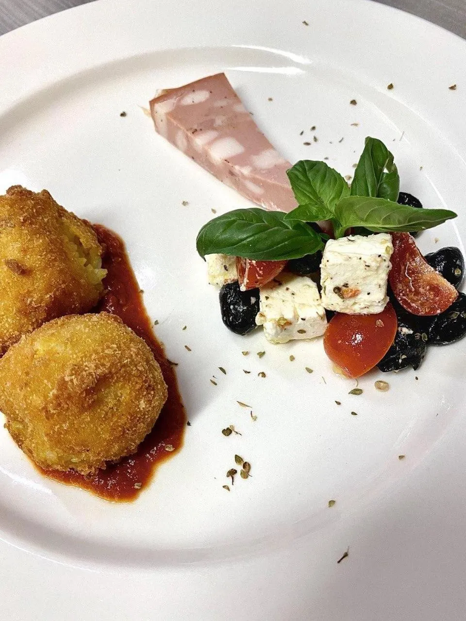 Food and drinks in Hotel & Residence Castelli