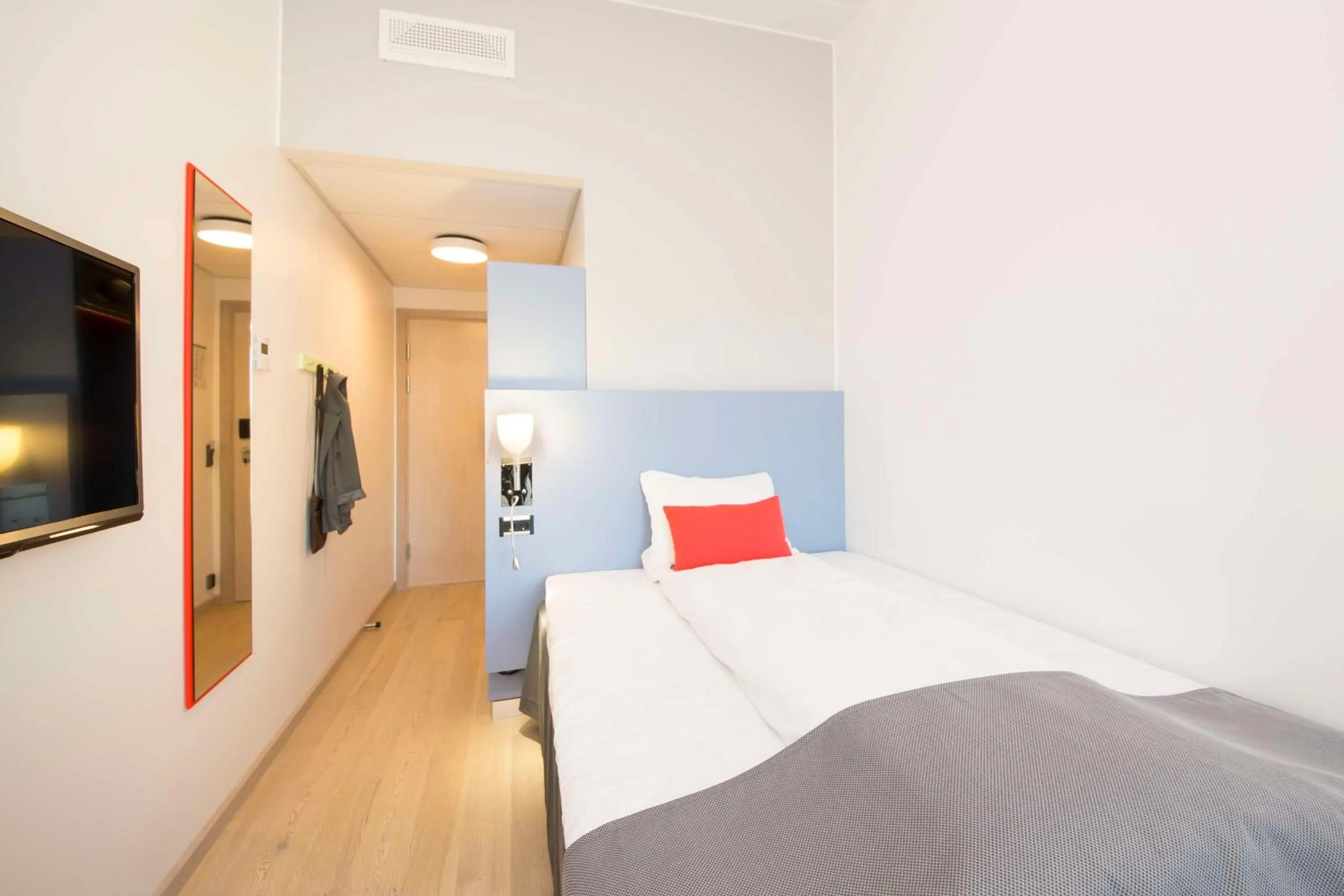 Bedroom, Bed in Scandic Lerkendal