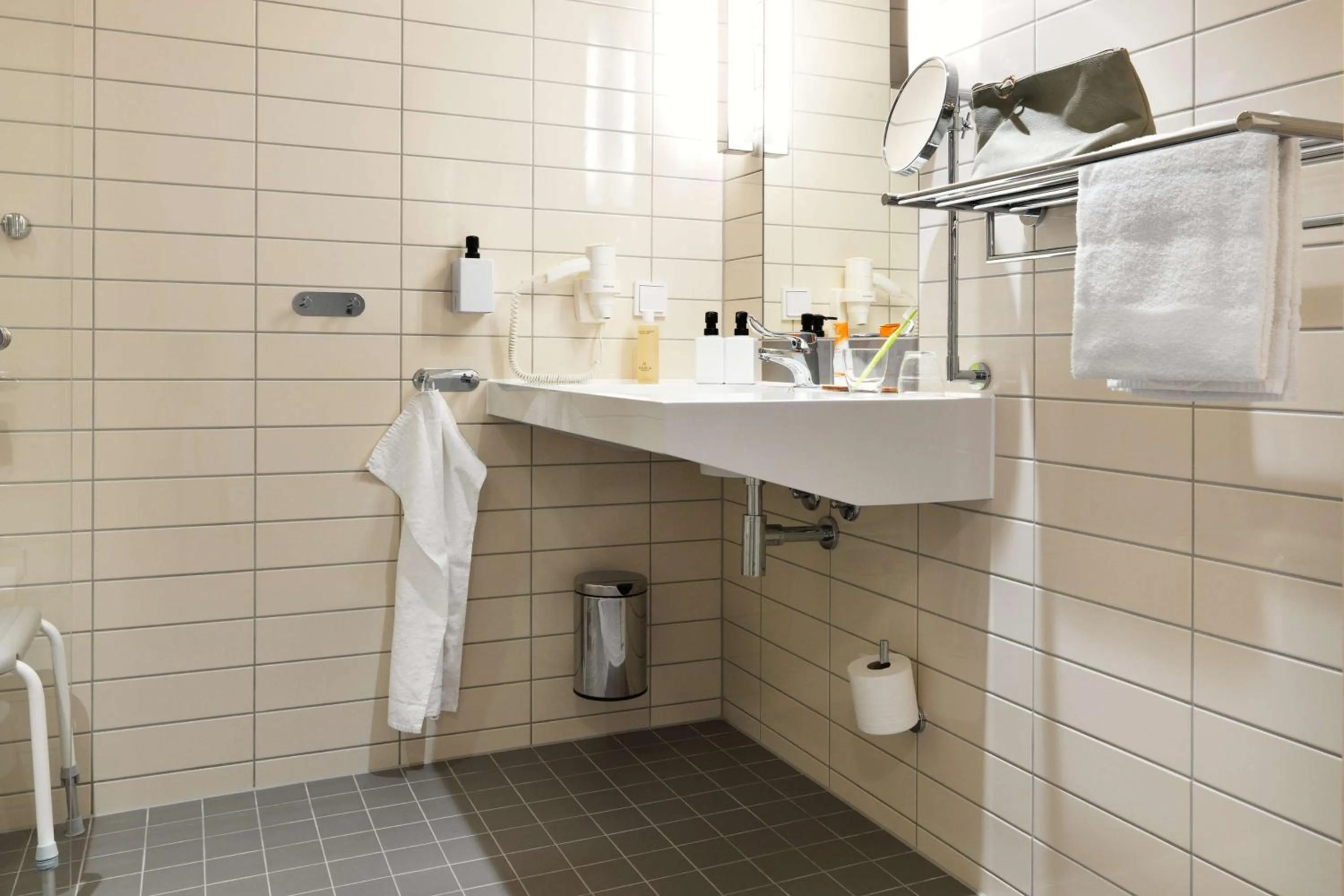 Bathroom in Scandic Lerkendal