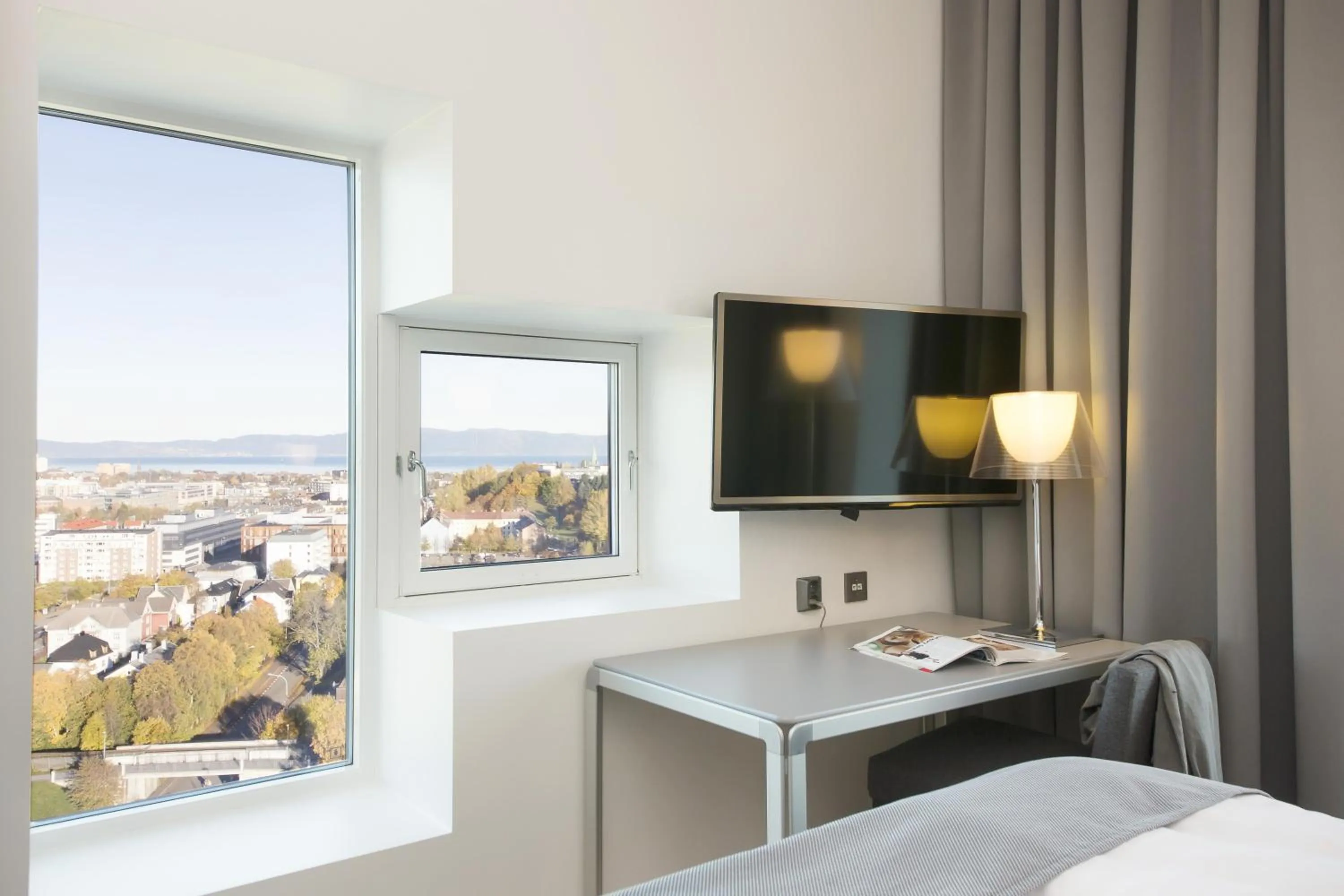 Bedroom, Bed in Scandic Lerkendal