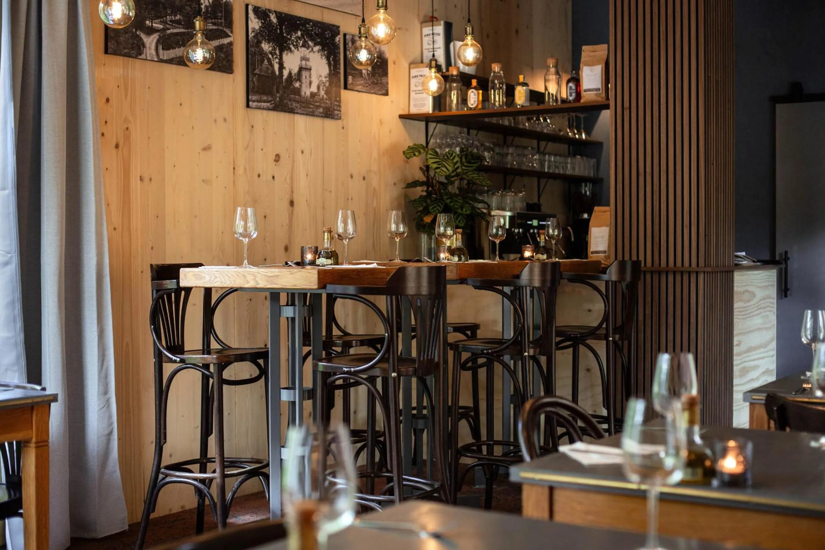 Restaurant/places to eat in Buitenplaats Petersburg