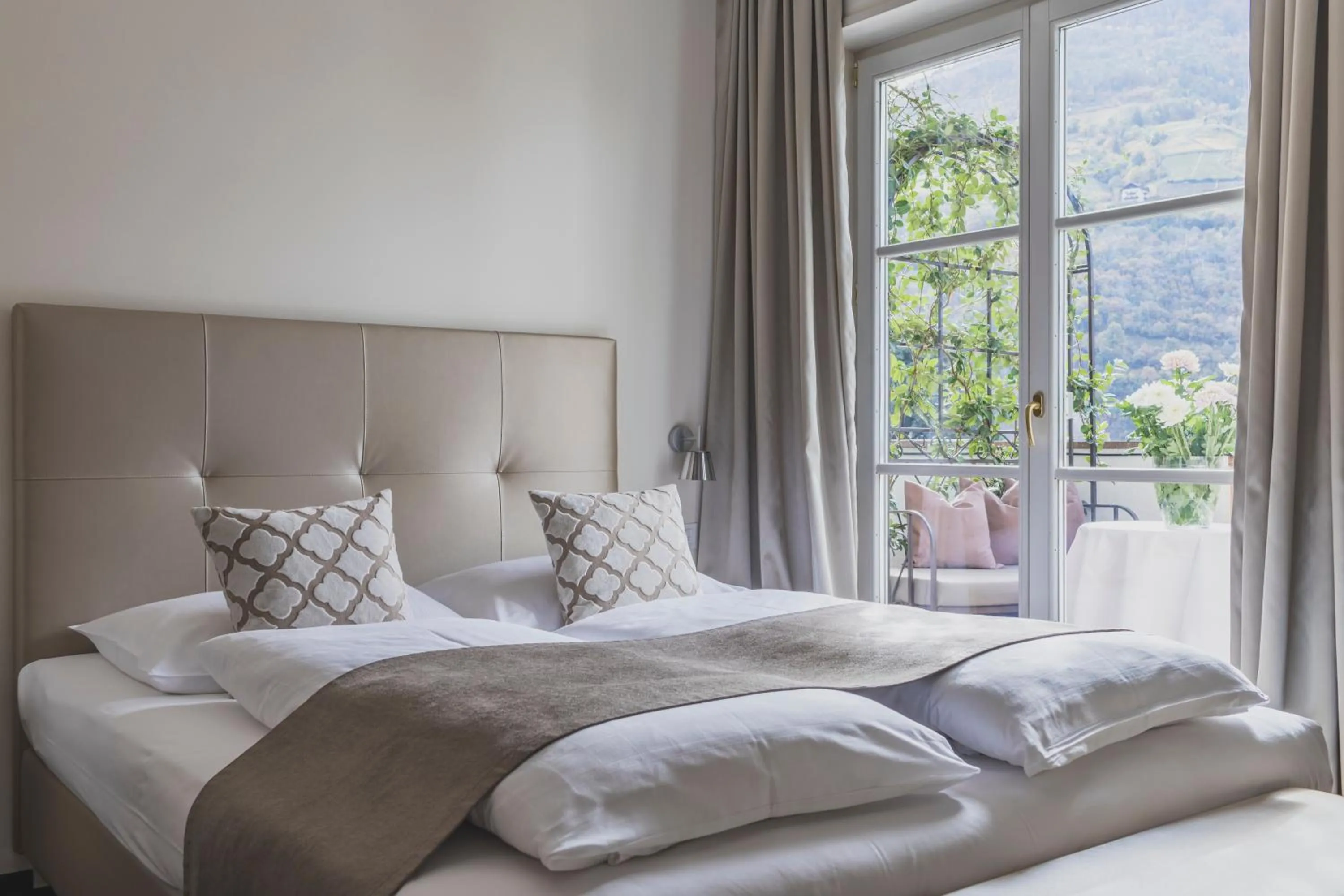 Bedroom, Bed in Hotel Magdalener Hof