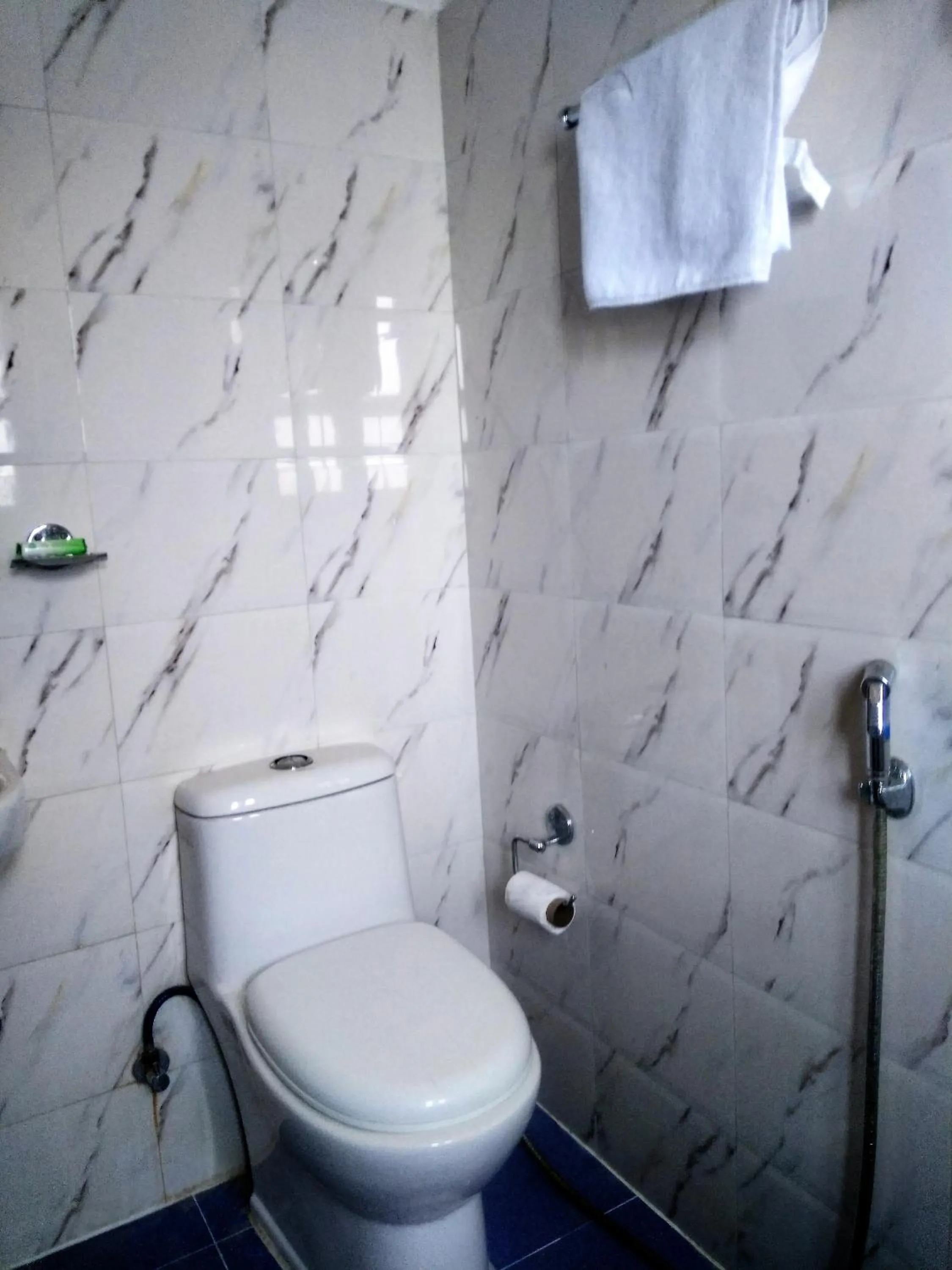 Bathroom in Hidden Leaf Bed & Breakfast