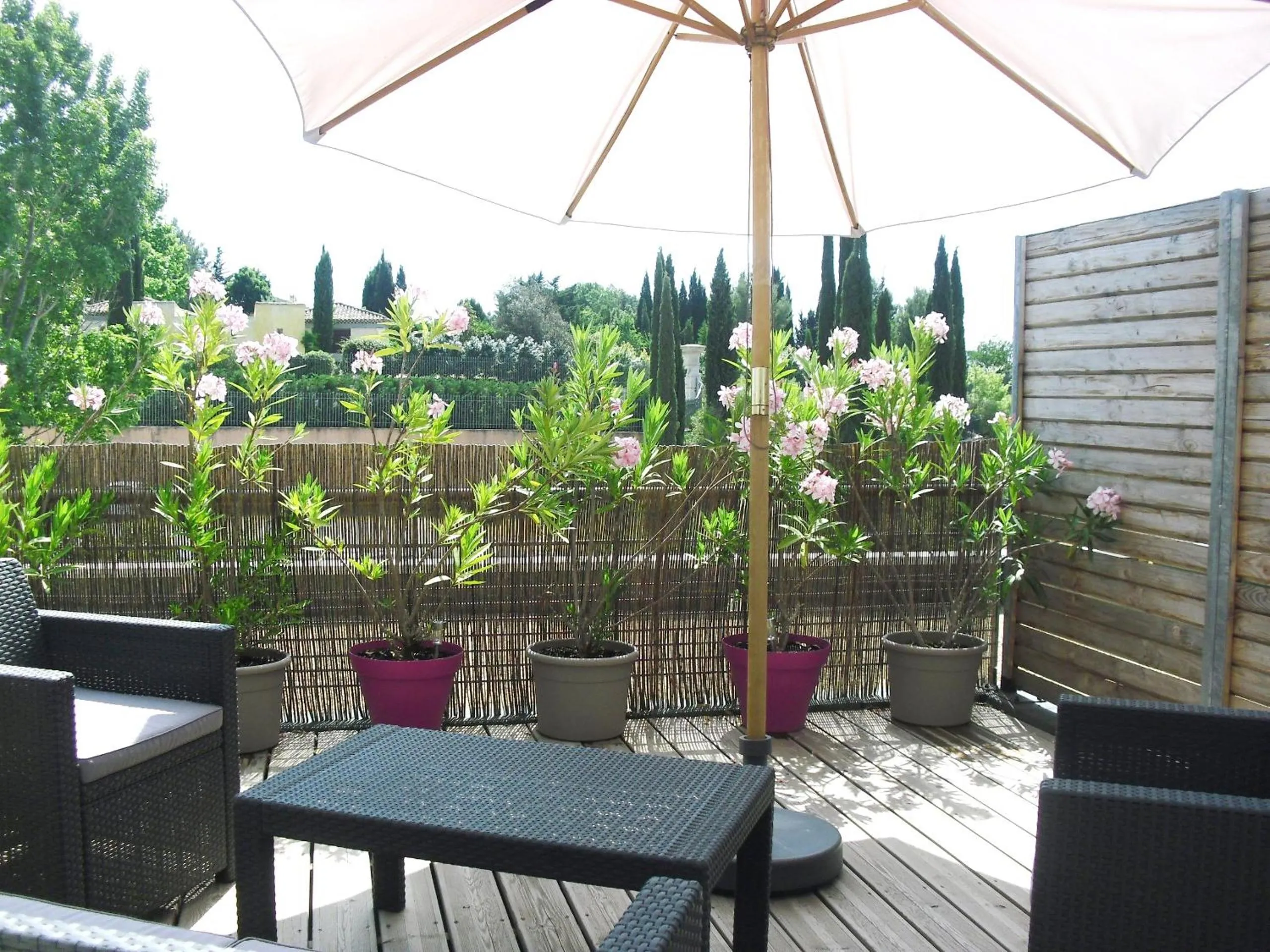 Balcony/Terrace in Studio à Deux Pas d'Aix