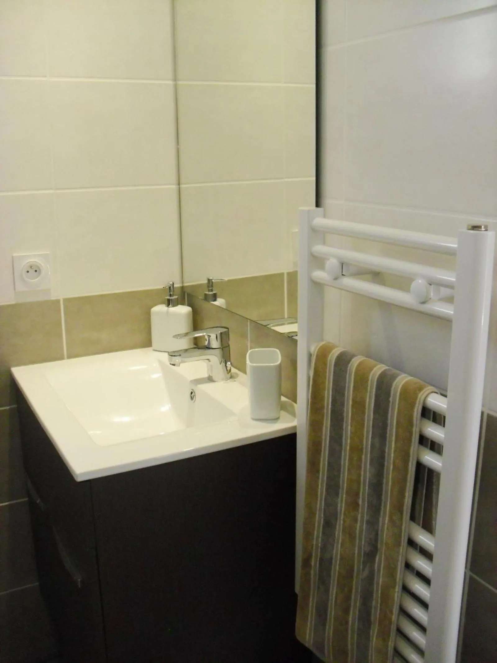 Bathroom in Studio à Deux Pas d'Aix