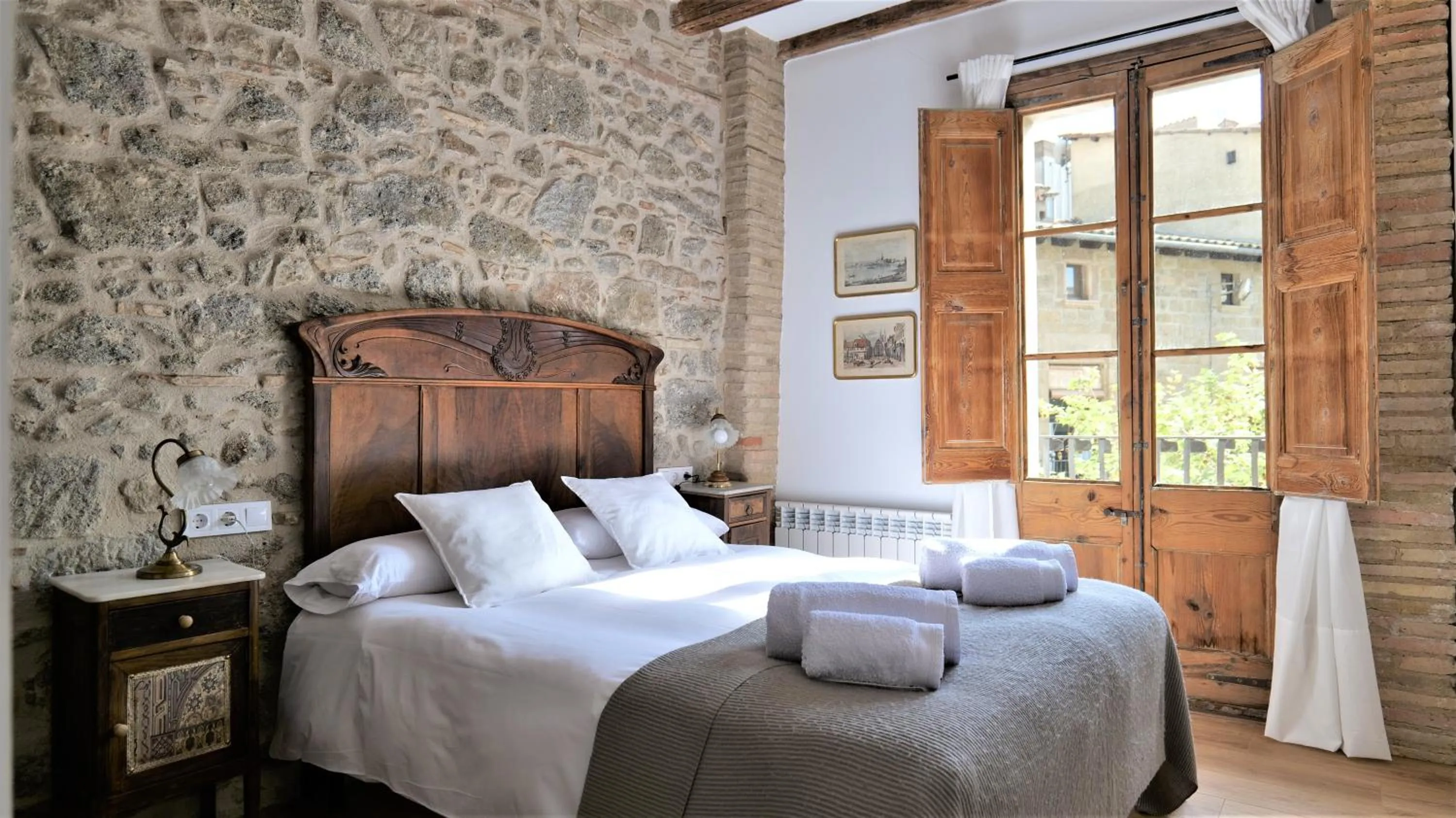 Bedroom, Bed in Cal Rellotger de Solsona
